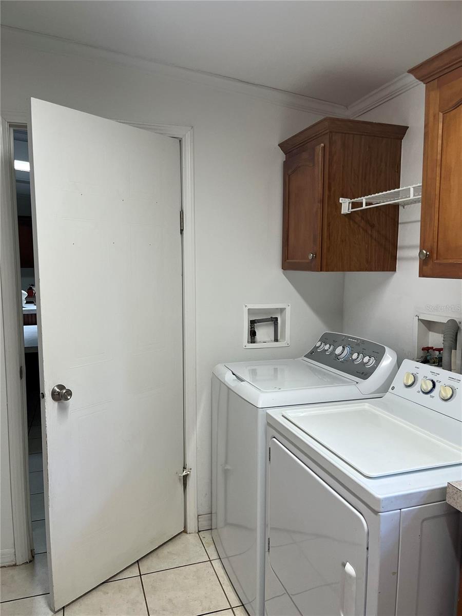 5525 WILKINS RD, TAMPA, FL, 33610