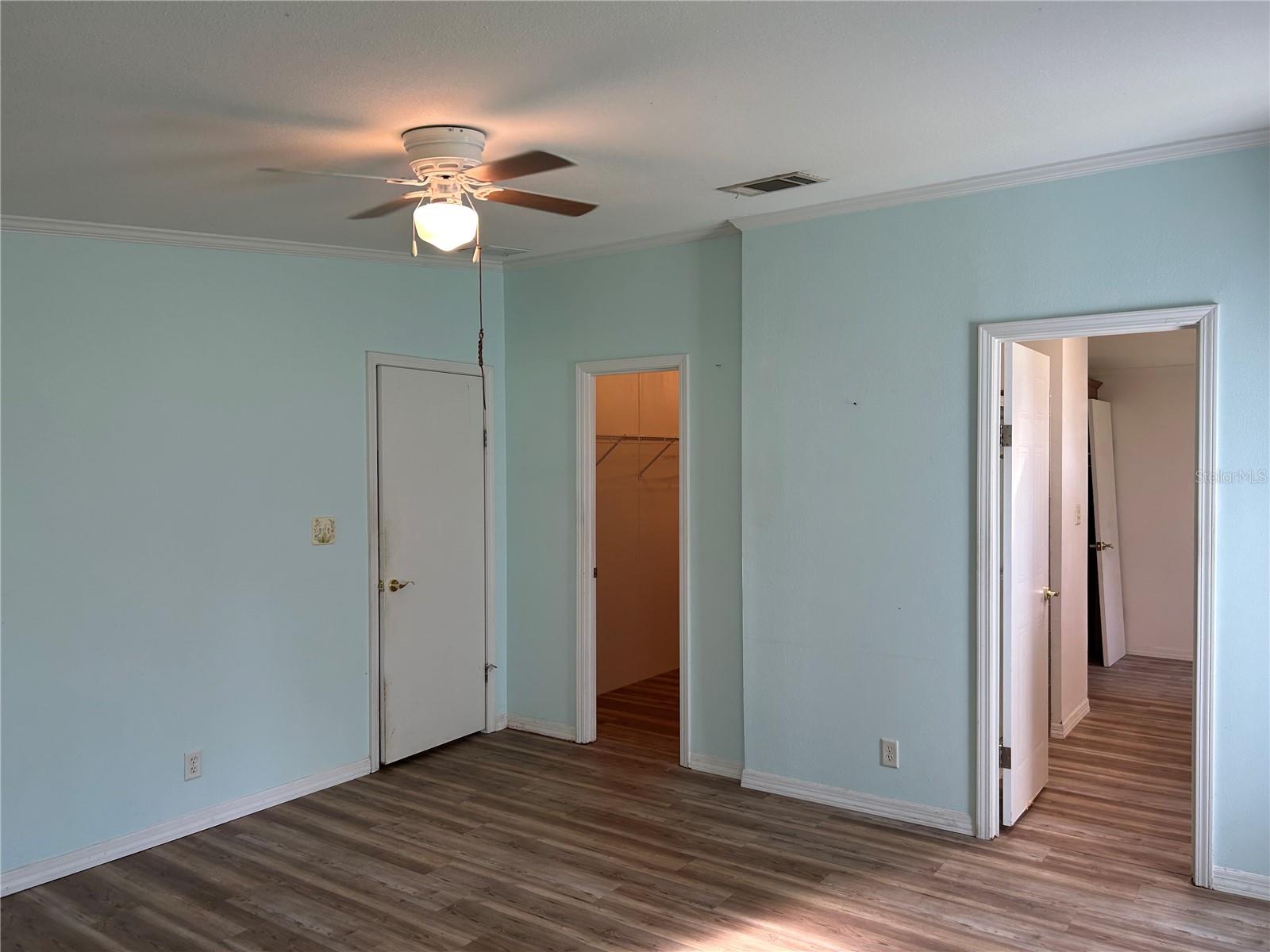 5525 WILKINS RD, TAMPA, FL, 33610