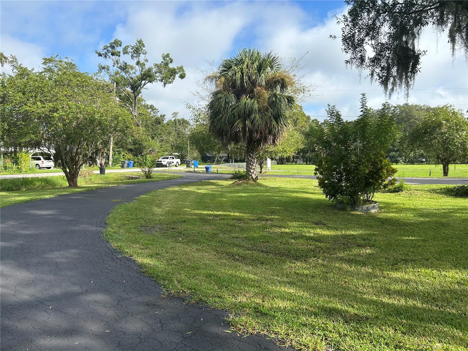 5525 WILKINS RD, TAMPA, FL, 33610