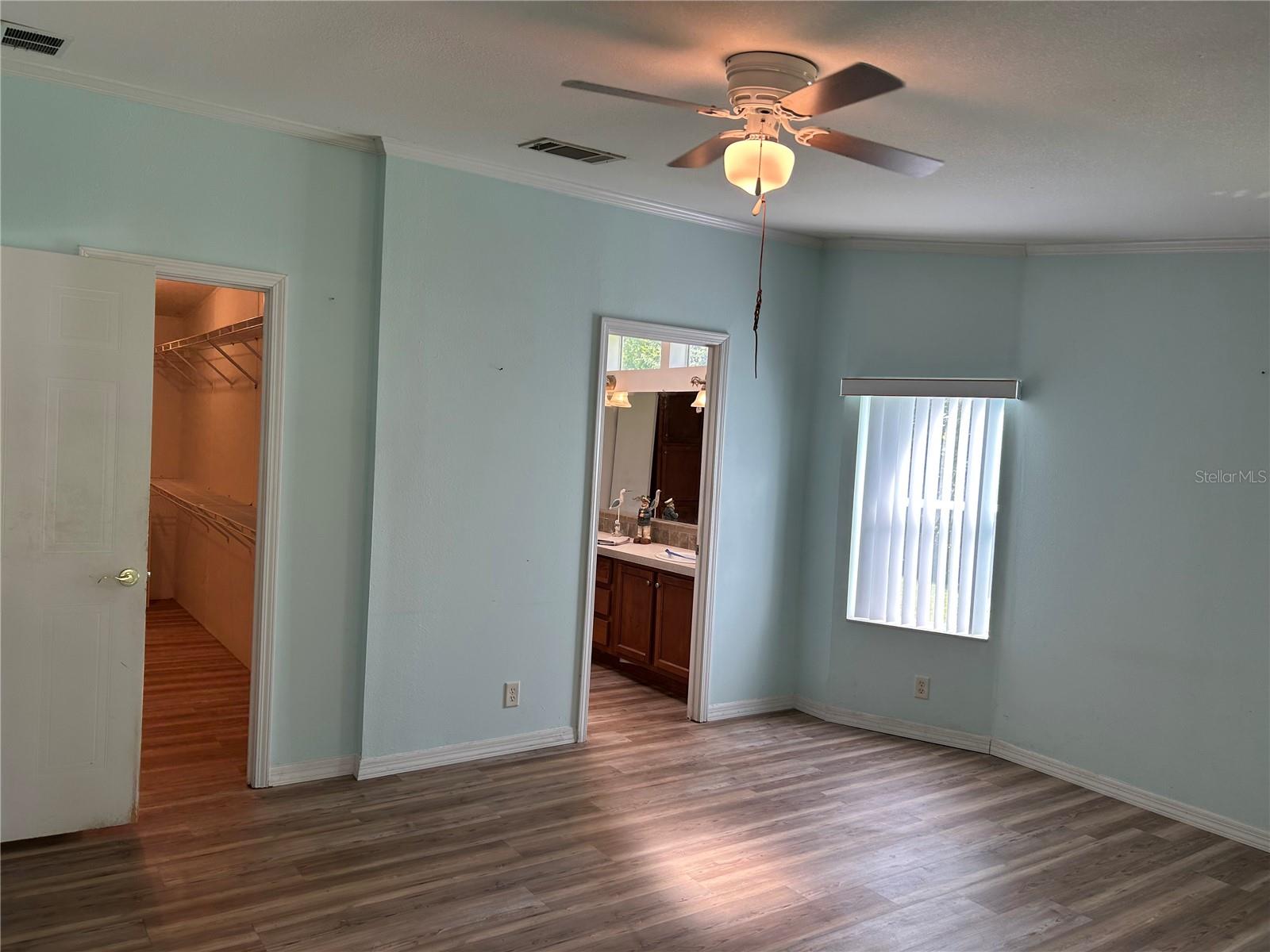 5525 WILKINS RD, TAMPA, FL, 33610