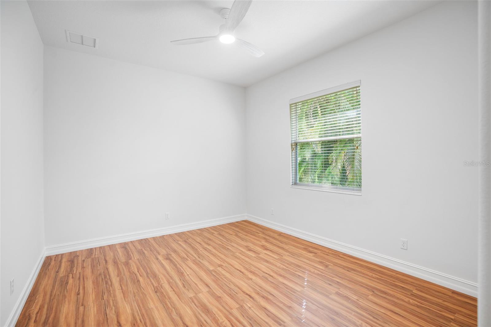 A4664231 Property Photo