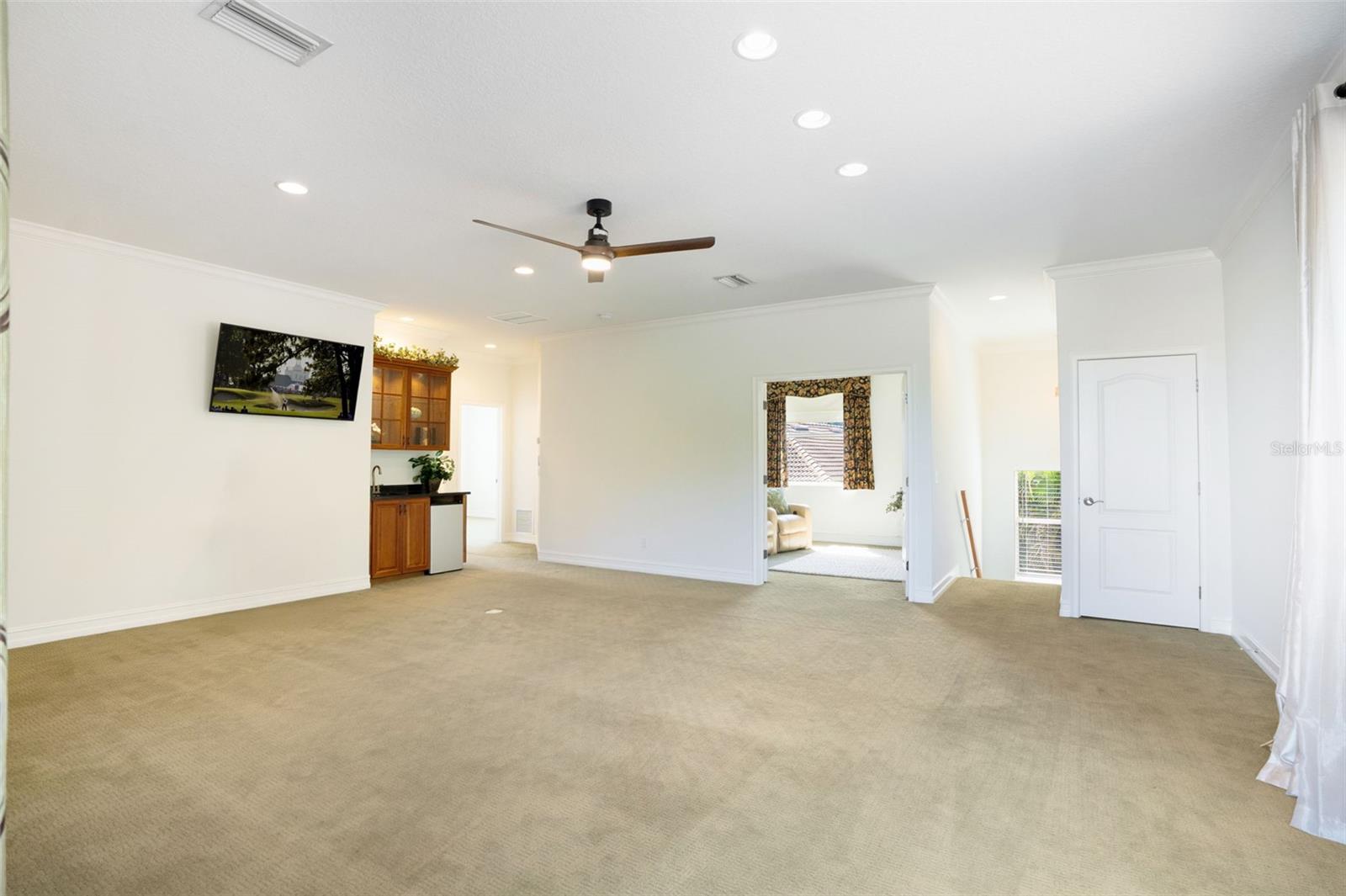 A4664231 Property Photo