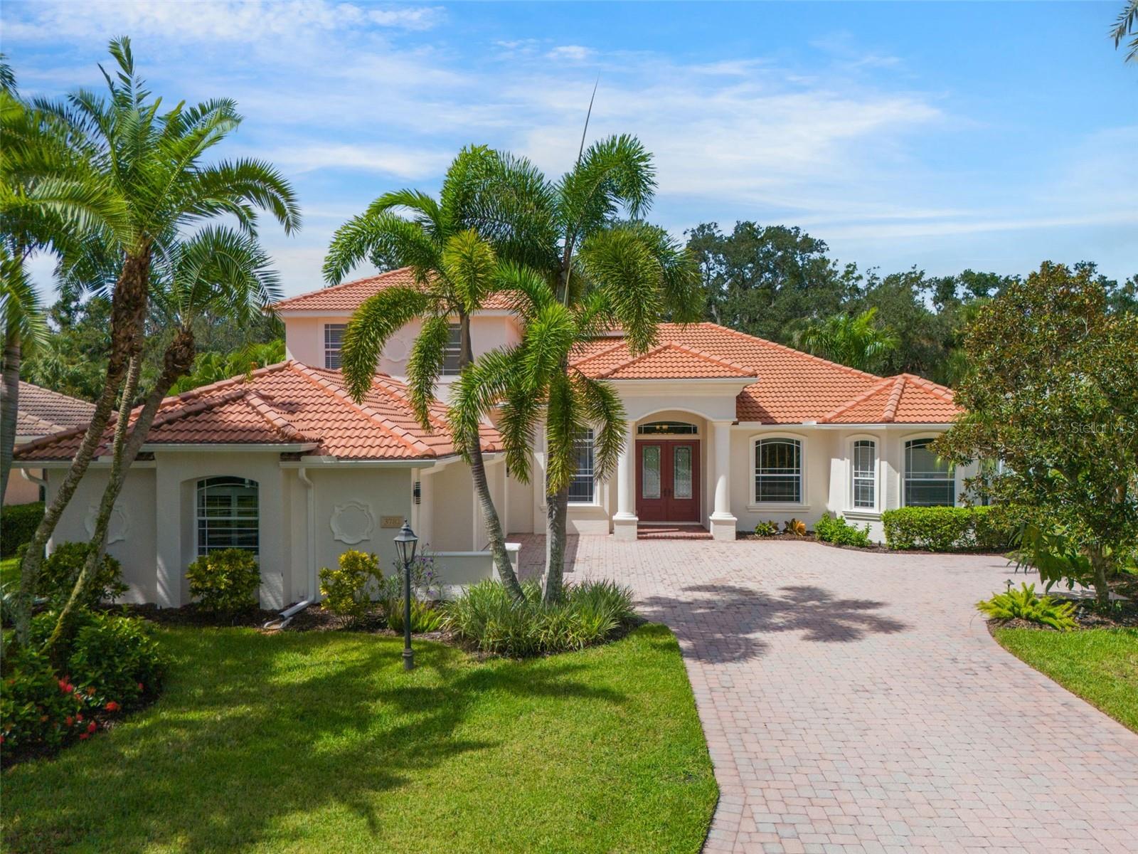 A4664231 Property Photo