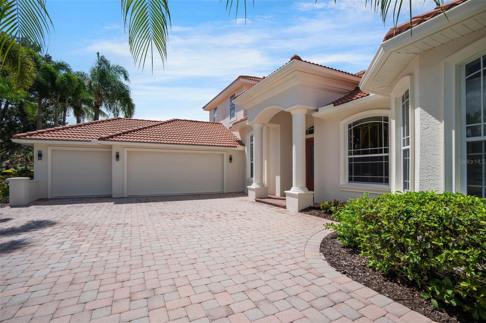 A4664231 Property Photo