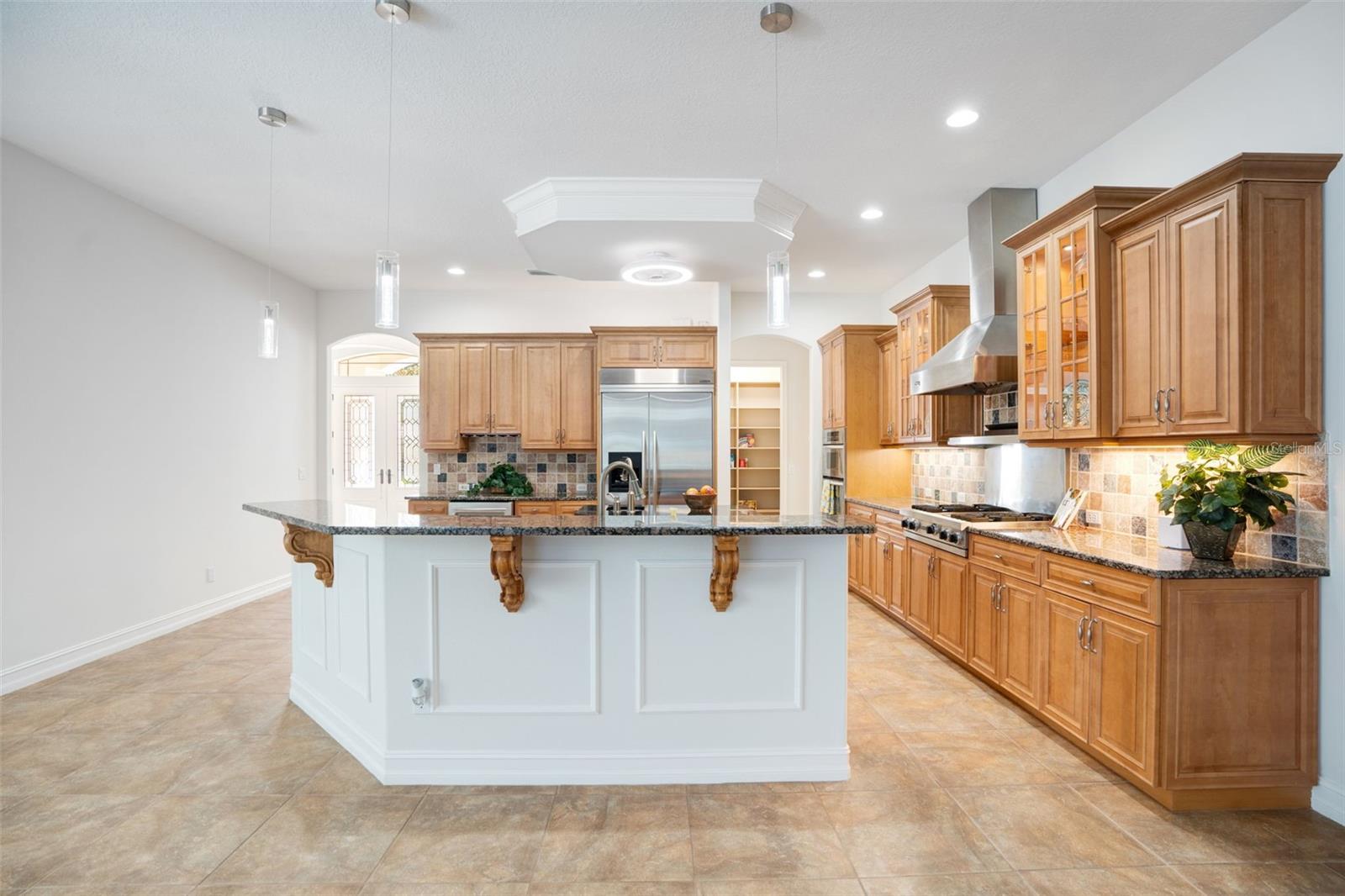 A4664231 Property Photo