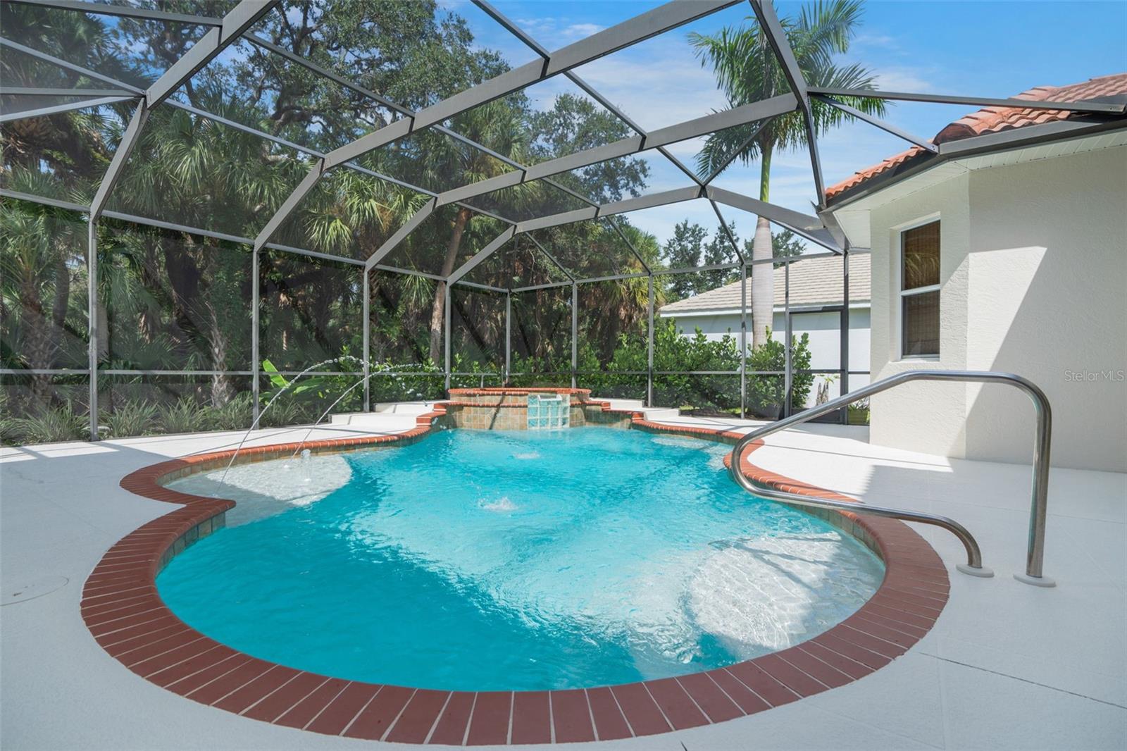 A4664231 Property Photo