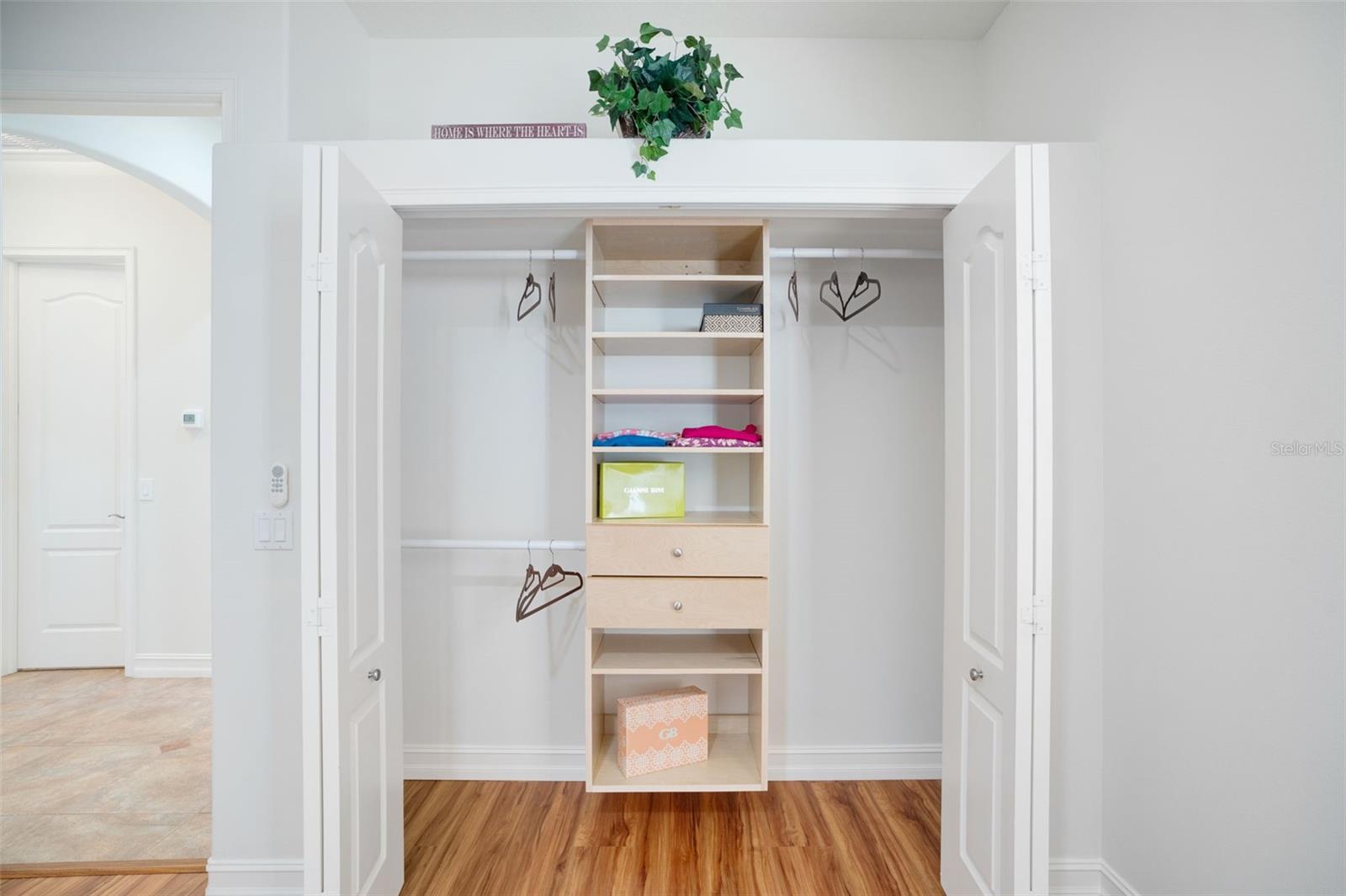 A4664231 Property Photo