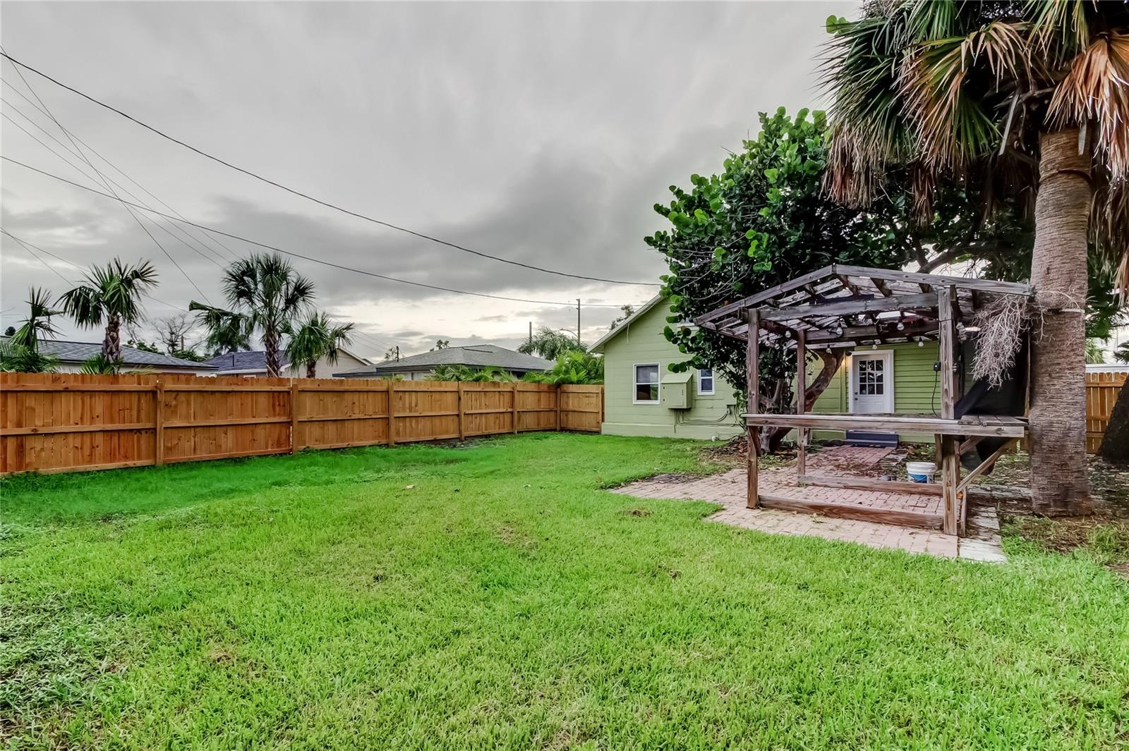 14056 MARGUERITE DR, MADEIRA BEACH, FL, 33708