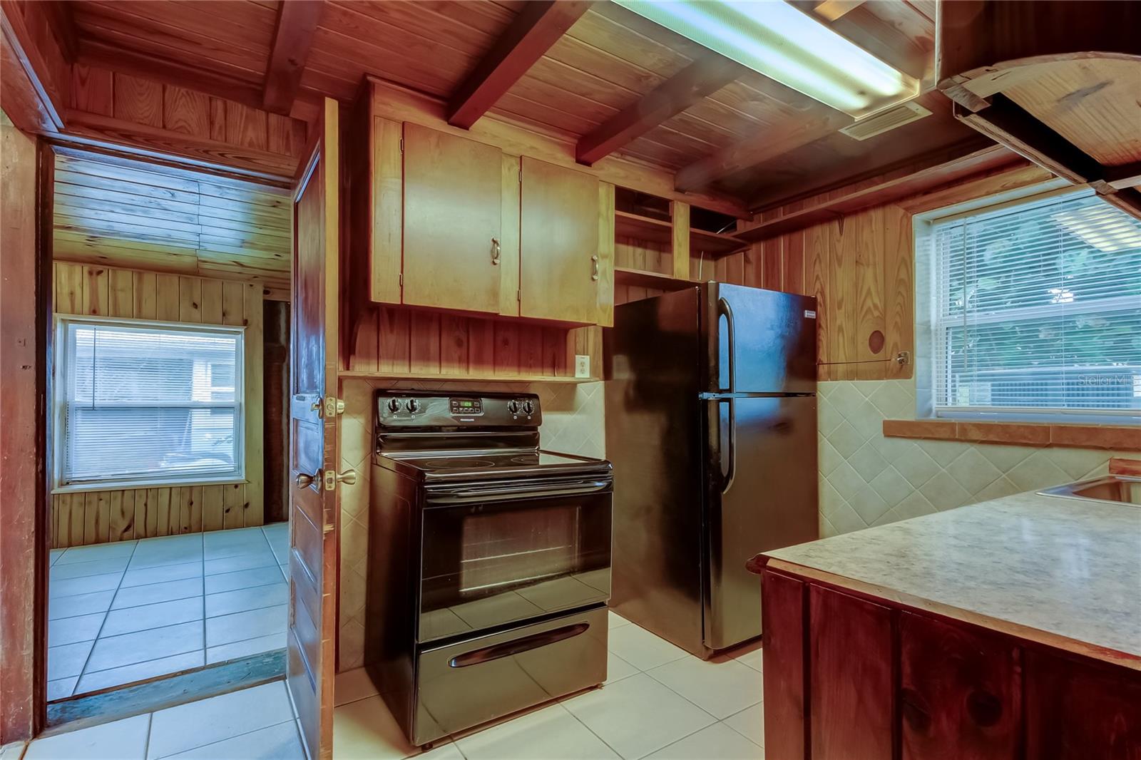 14056 MARGUERITE DR, MADEIRA BEACH, FL, 33708