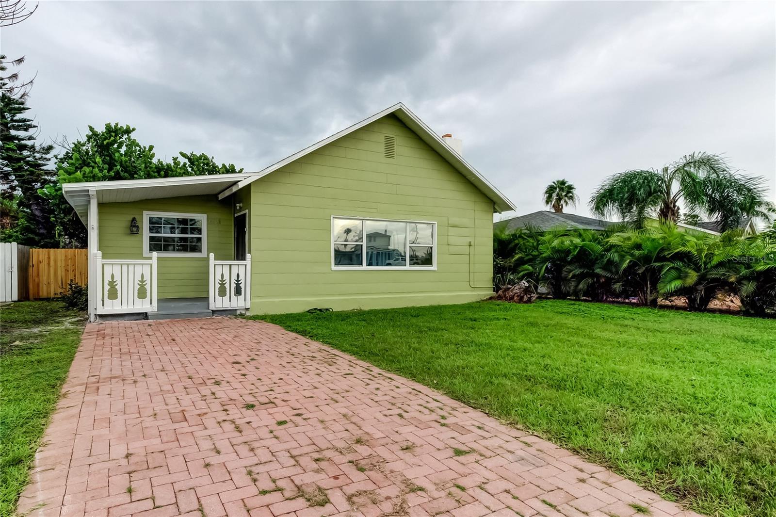 14056 MARGUERITE DR, MADEIRA BEACH, FL, 33708