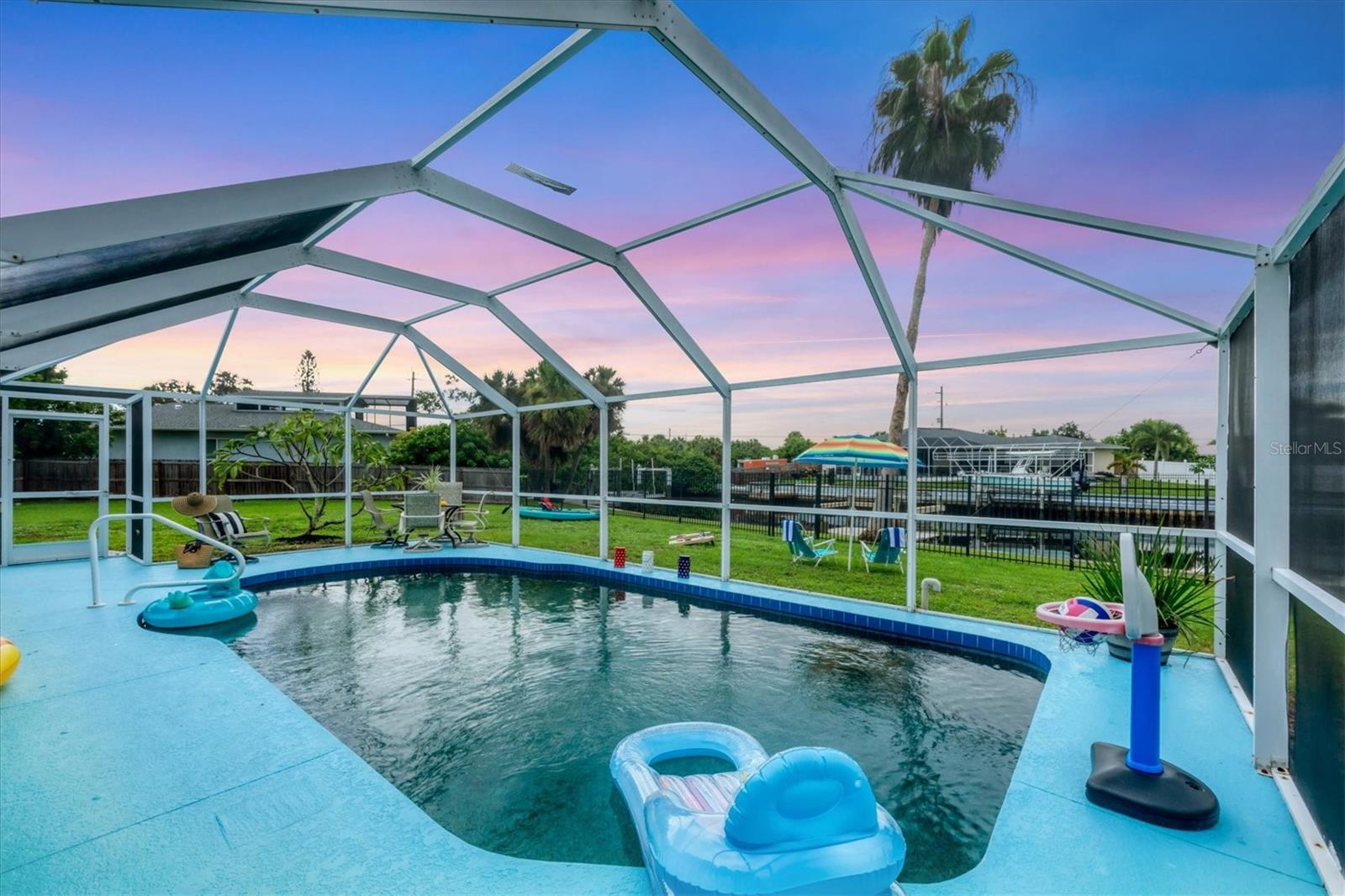 171 N WATERWAY DR NW, PORT CHARLOTTE, FL, 33952