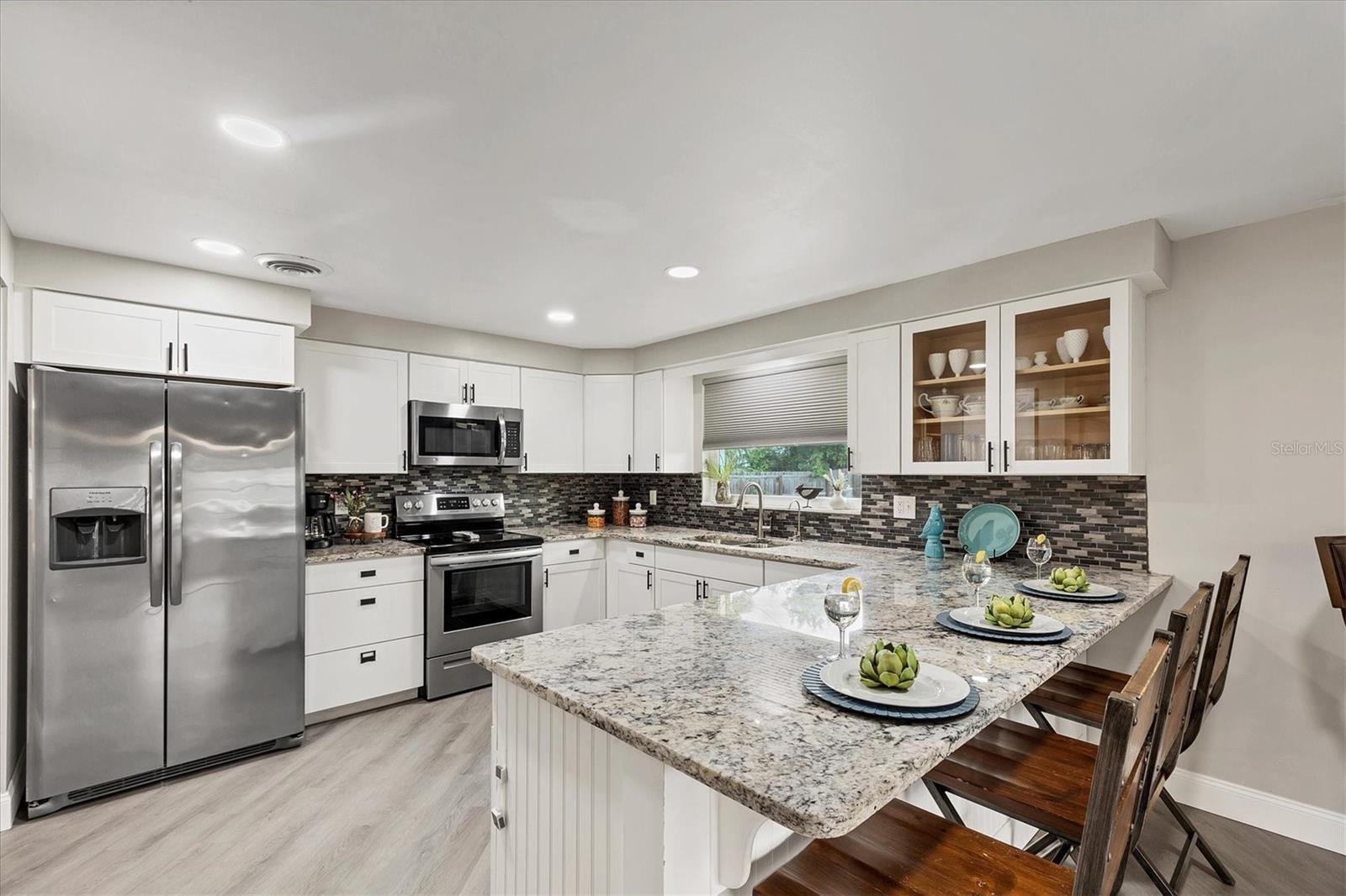 171 N WATERWAY DR NW, PORT CHARLOTTE, FL, 33952