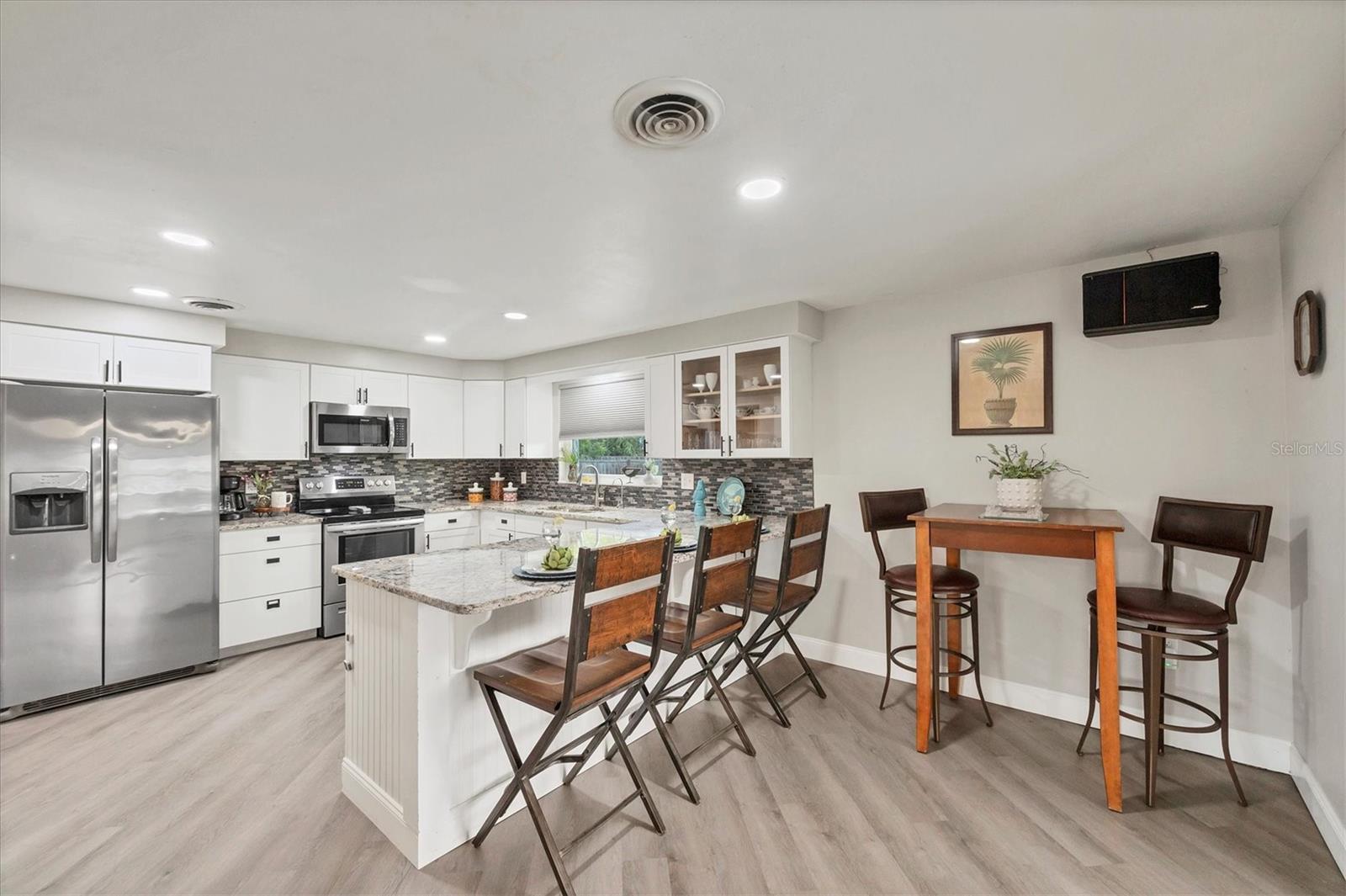 171 N WATERWAY DR NW, PORT CHARLOTTE, FL, 33952