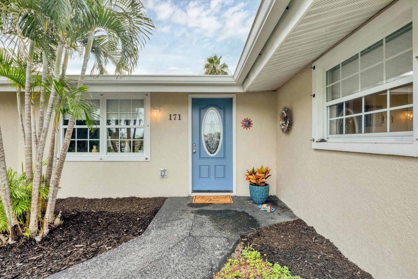 171 N WATERWAY DR NW, PORT CHARLOTTE, FL, 33952