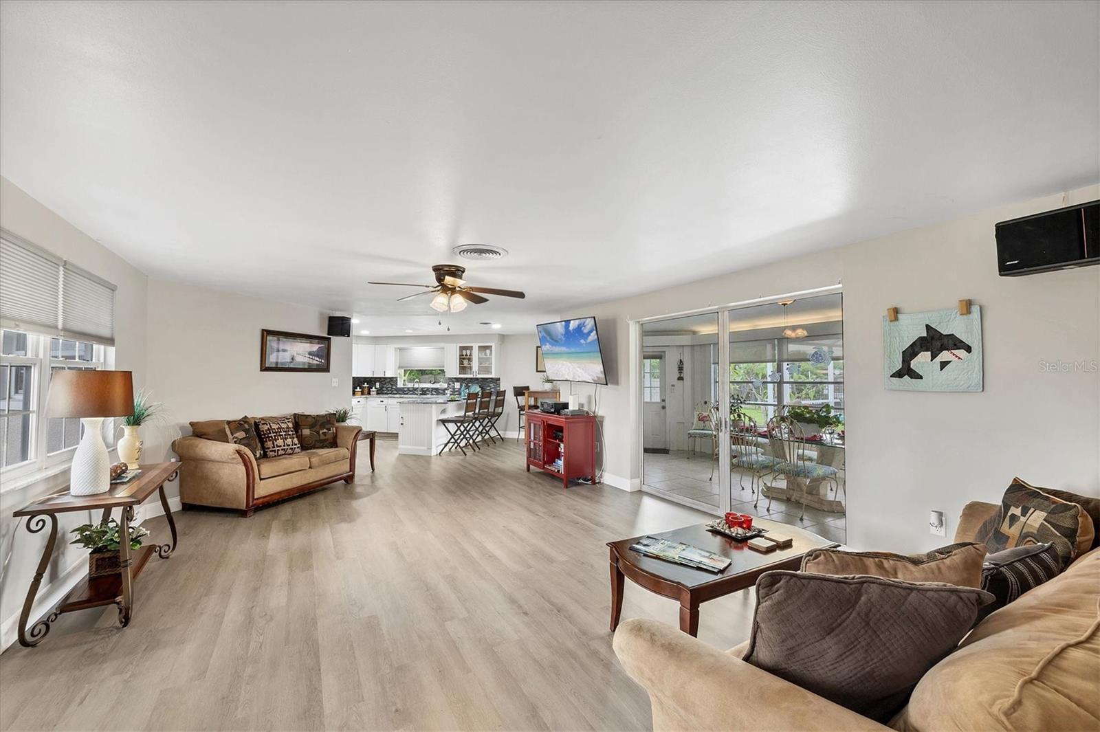 171 N WATERWAY DR NW, PORT CHARLOTTE, FL, 33952