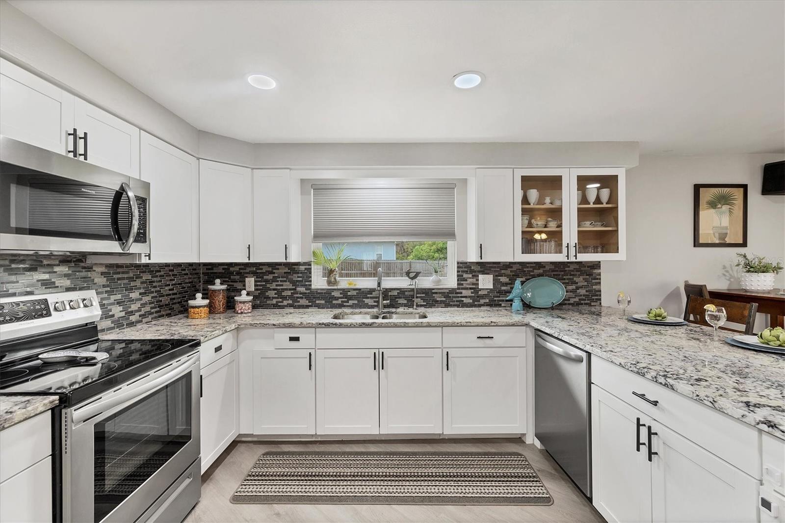 171 N WATERWAY DR NW, PORT CHARLOTTE, FL, 33952