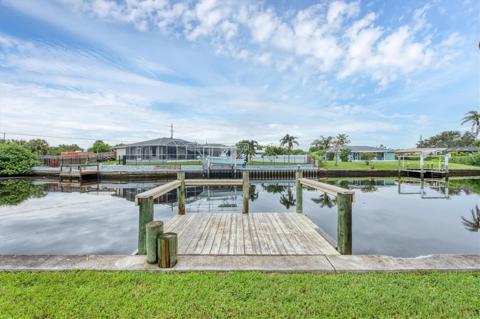 171 N WATERWAY DR NW, PORT CHARLOTTE, FL, 33952