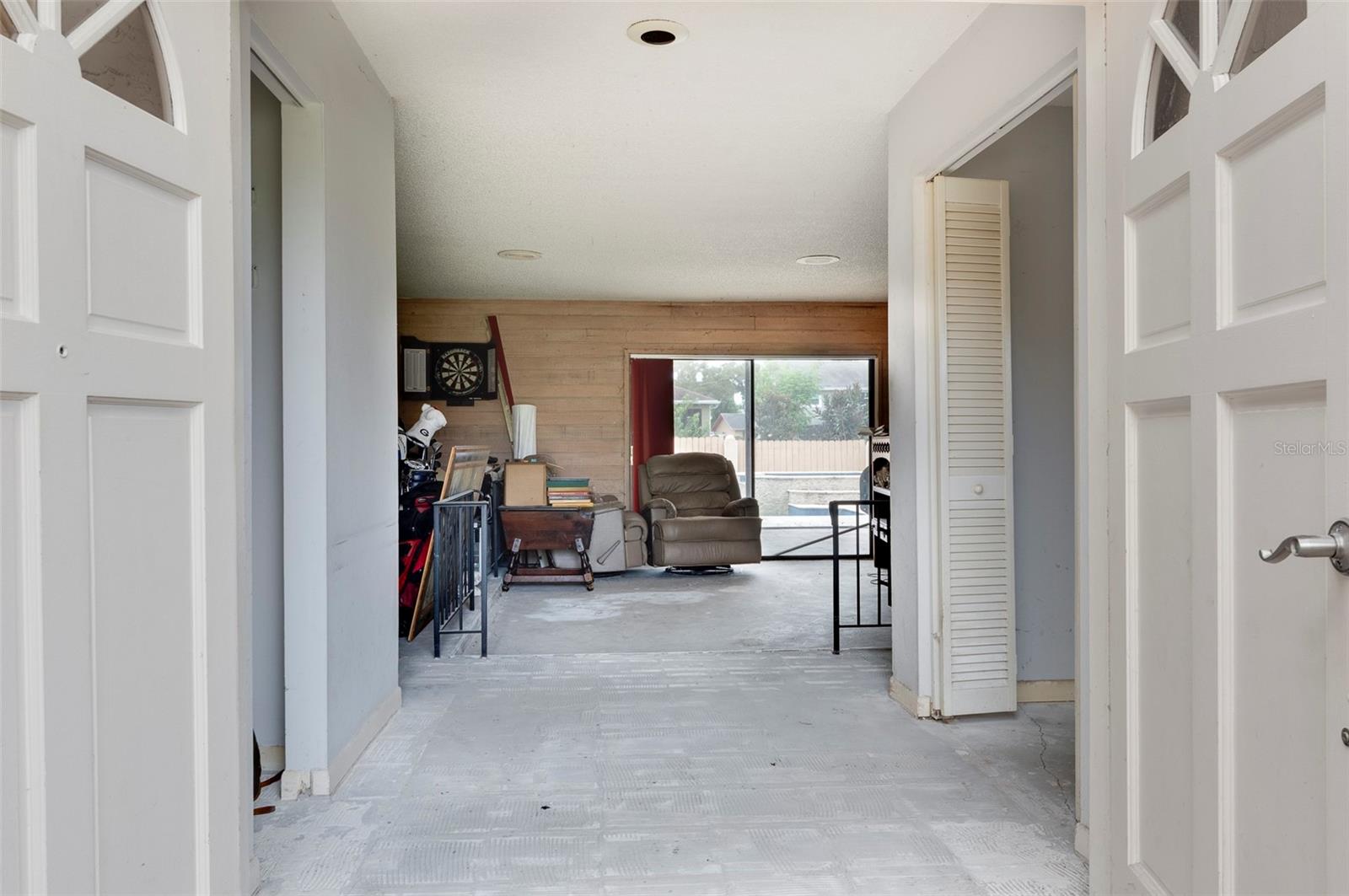 TB8424988 Property Photo