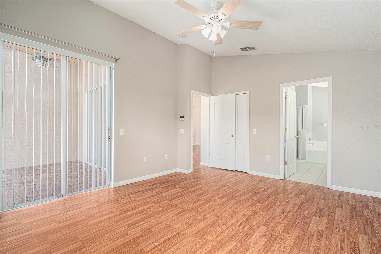 31050 CHATTERLY DR, WESLEY CHAPEL, FL, 33543