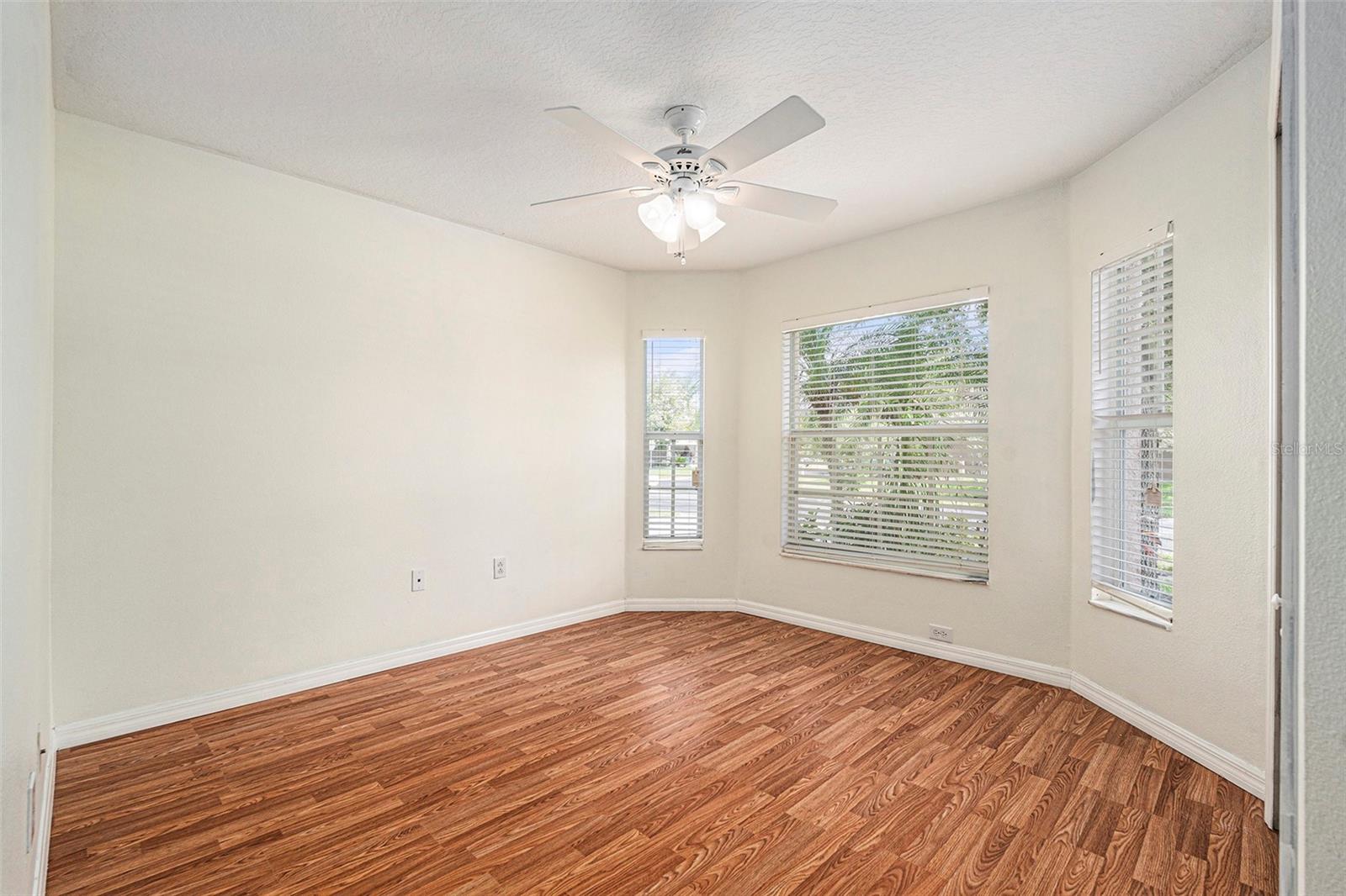 31050 CHATTERLY DR, WESLEY CHAPEL, FL, 33543