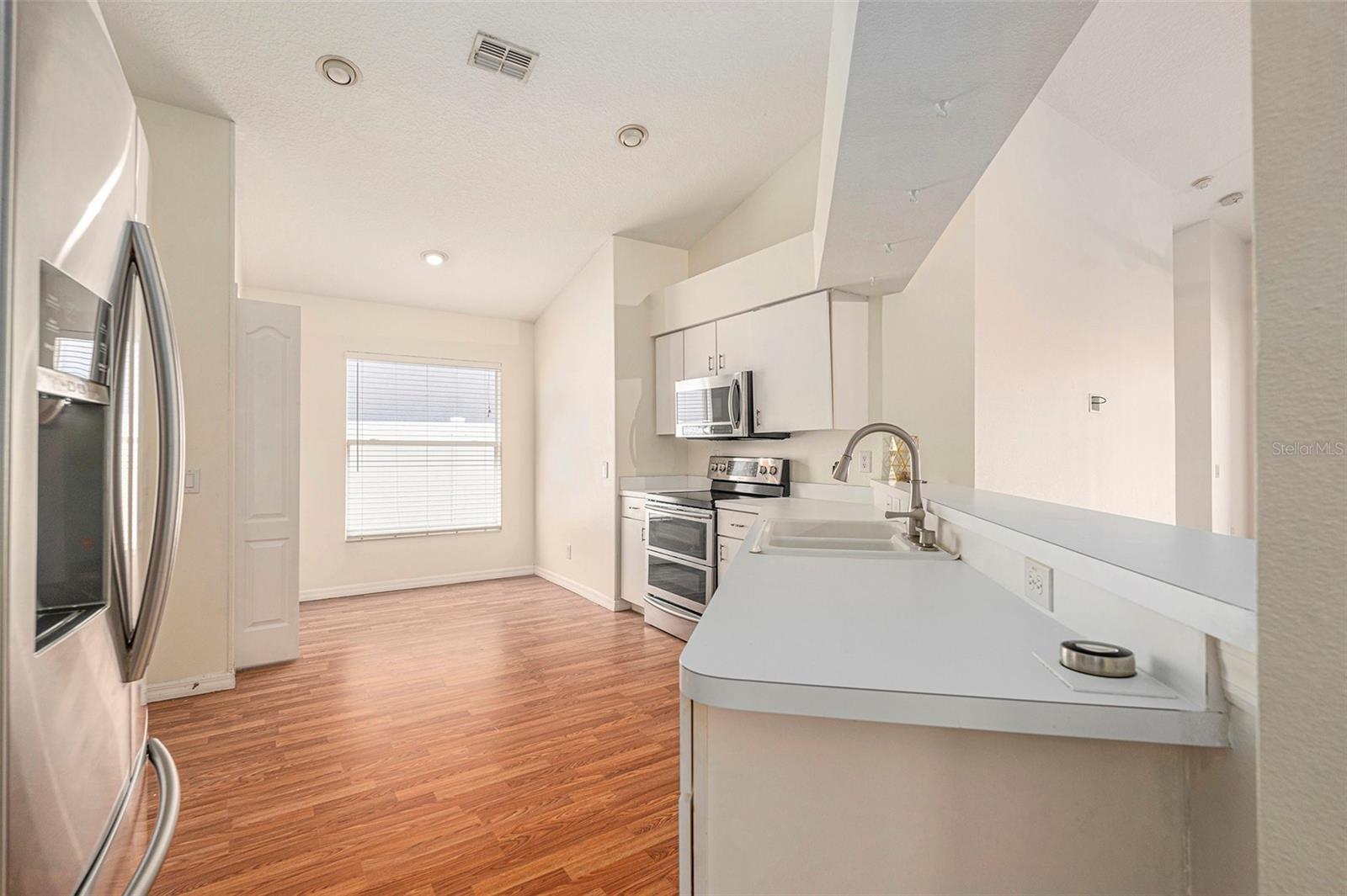 31050 CHATTERLY DR, WESLEY CHAPEL, FL, 33543