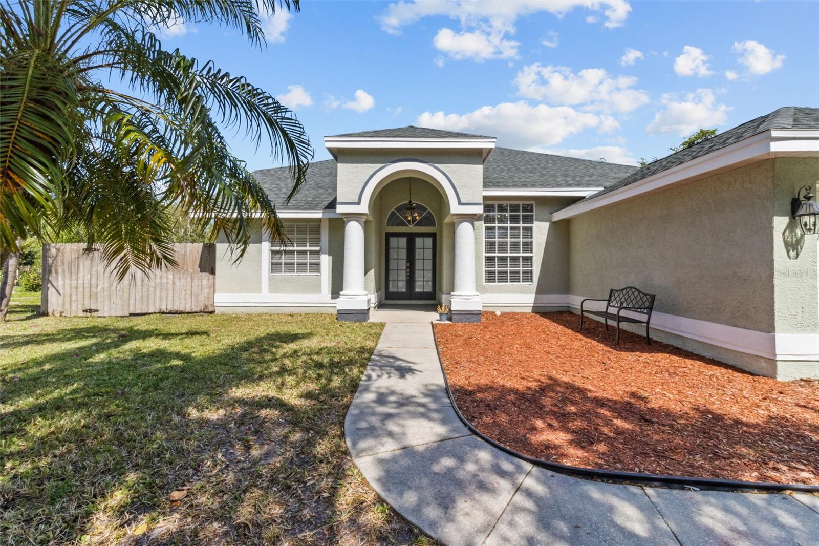 426 VILLAGE DR, TARPON SPRINGS, FL, 34689