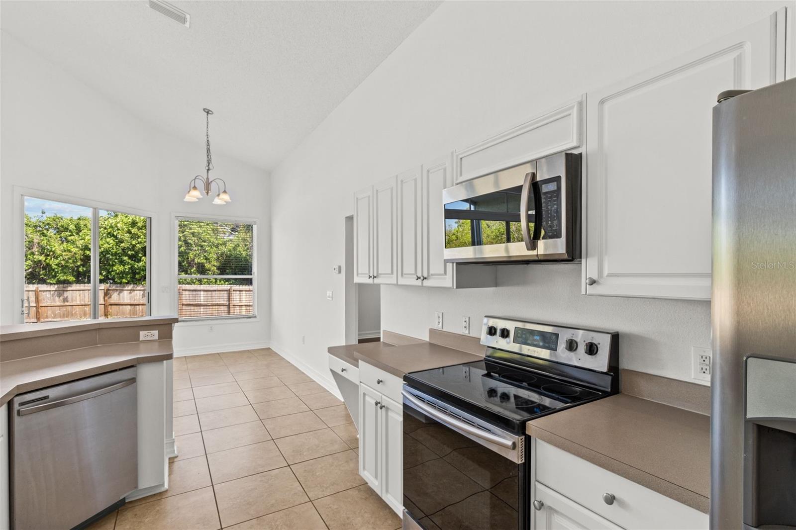 426 VILLAGE DR, TARPON SPRINGS, FL, 34689