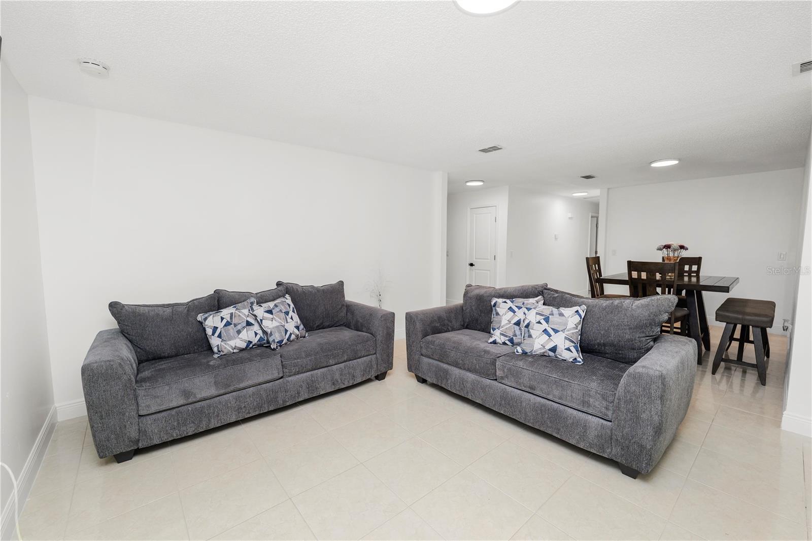 2008 N CRYSTAL LAKE DR, LAKELAND, FL, 33801