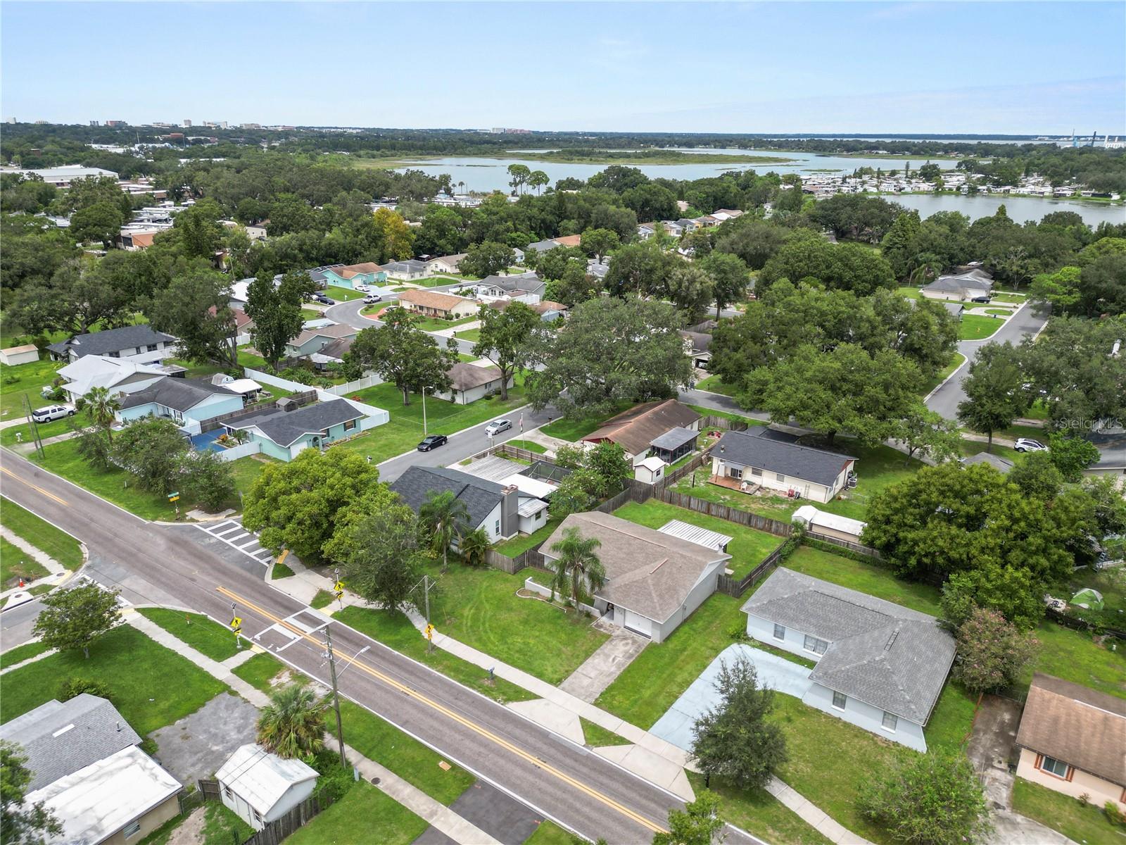 2008 N CRYSTAL LAKE DR, LAKELAND, FL, 33801