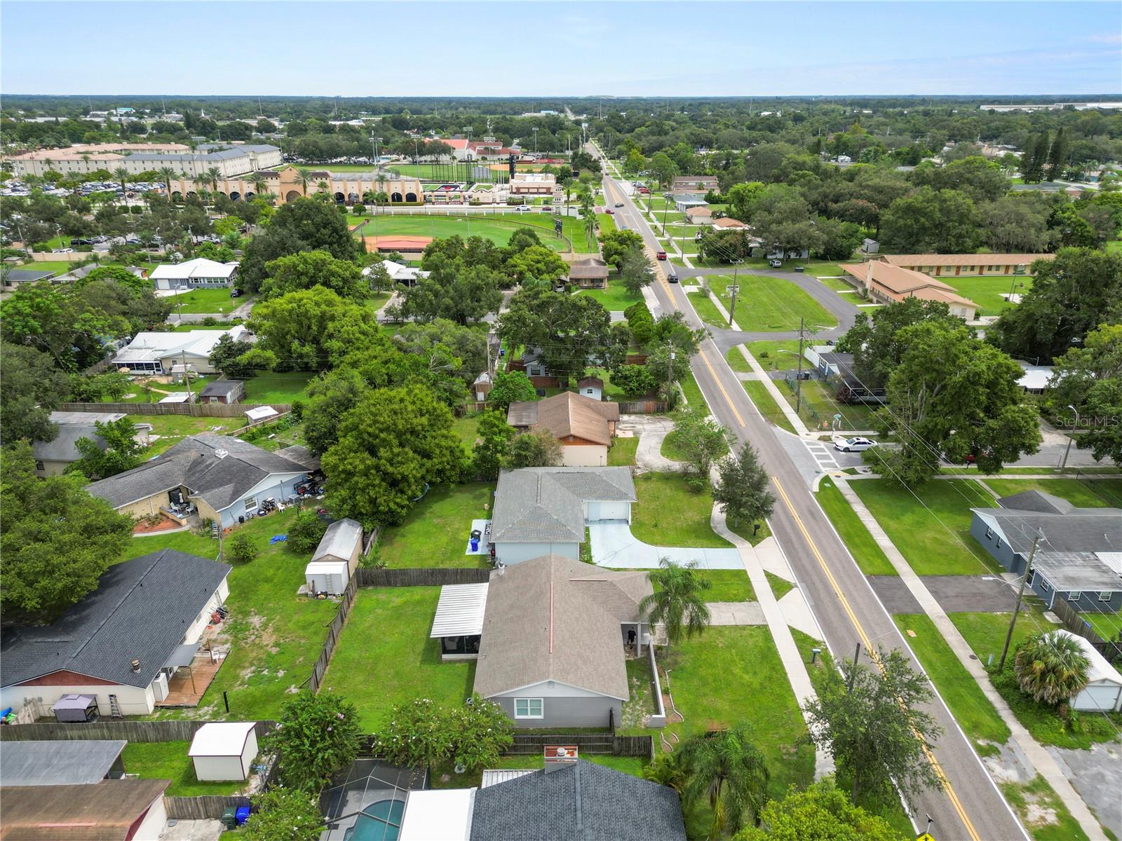 2008 N CRYSTAL LAKE DR, LAKELAND, FL, 33801