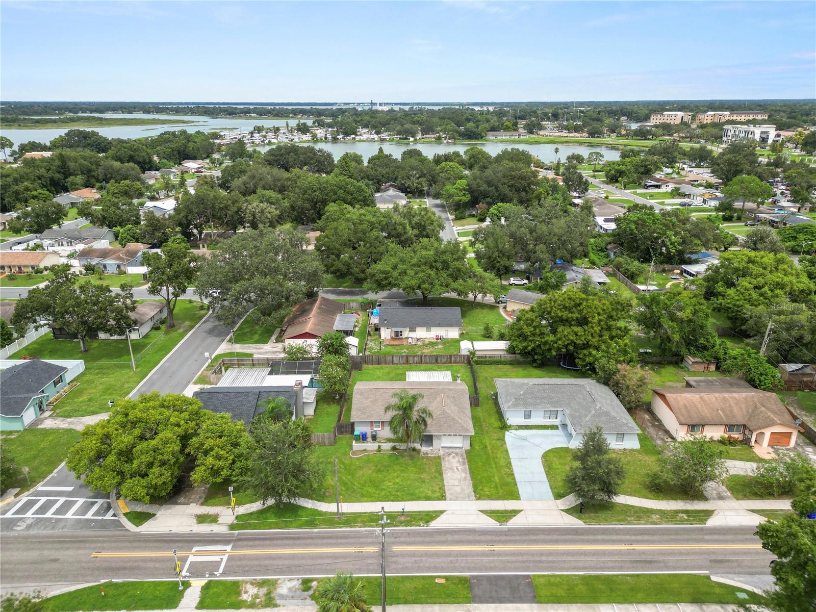 2008 N CRYSTAL LAKE DR, LAKELAND, FL, 33801