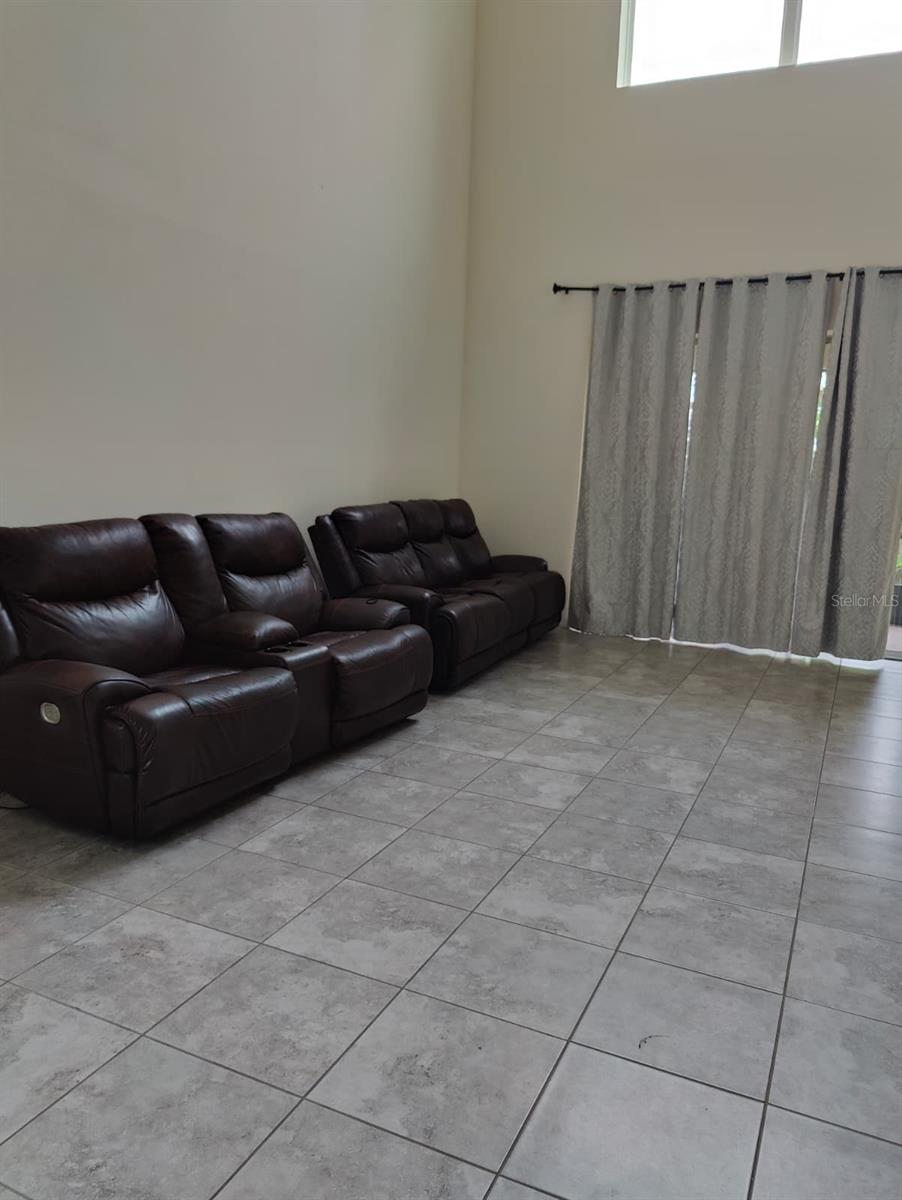 600 RED ROSE LN, SANFORD, FL, 32771