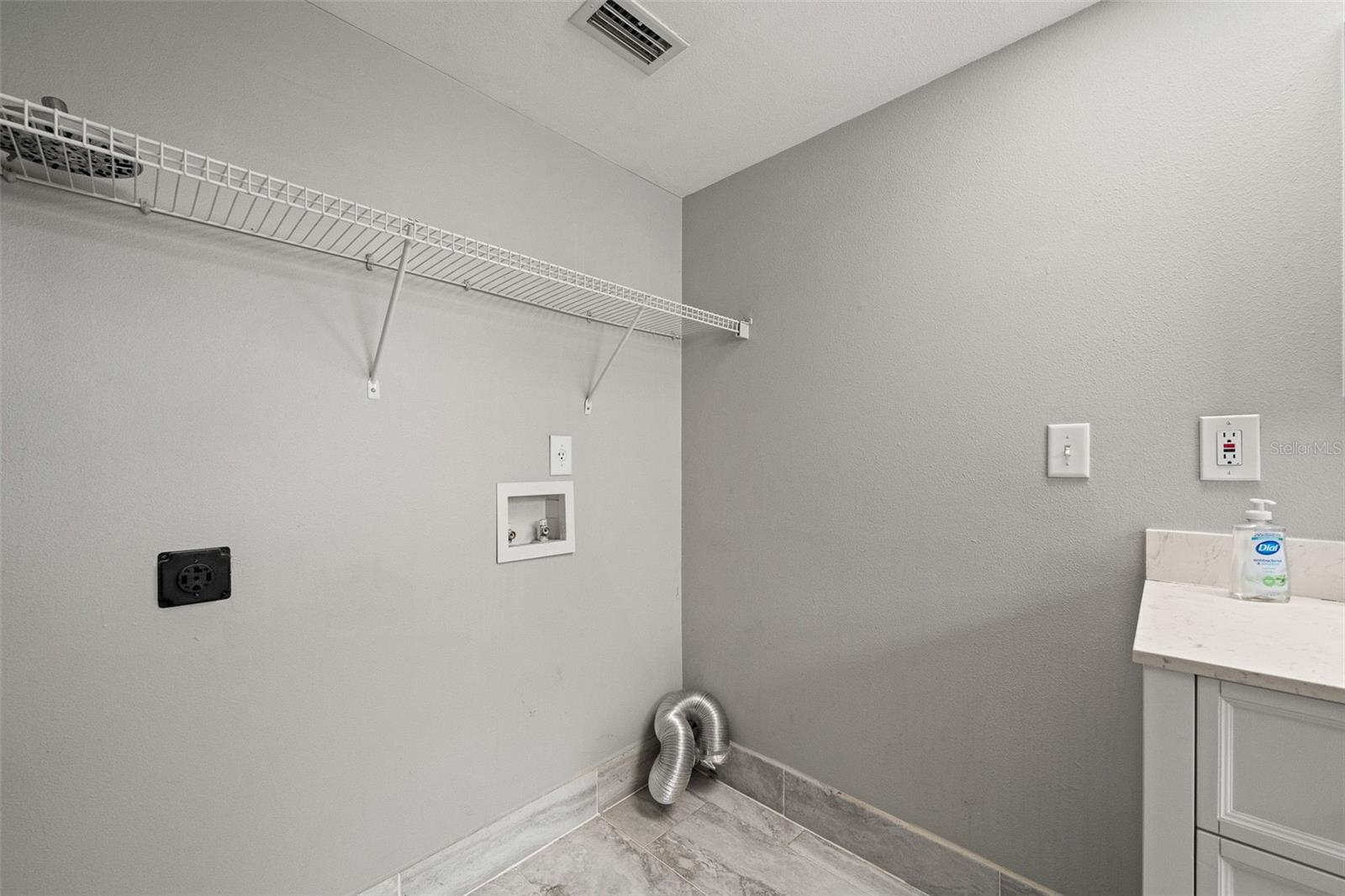 310 W DAMPIER ST, INVERNESS, FL, 34450