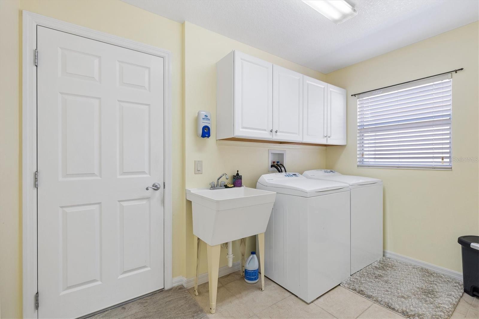 1947 TRANQUILITY LN, THE VILLAGES, FL, 32162