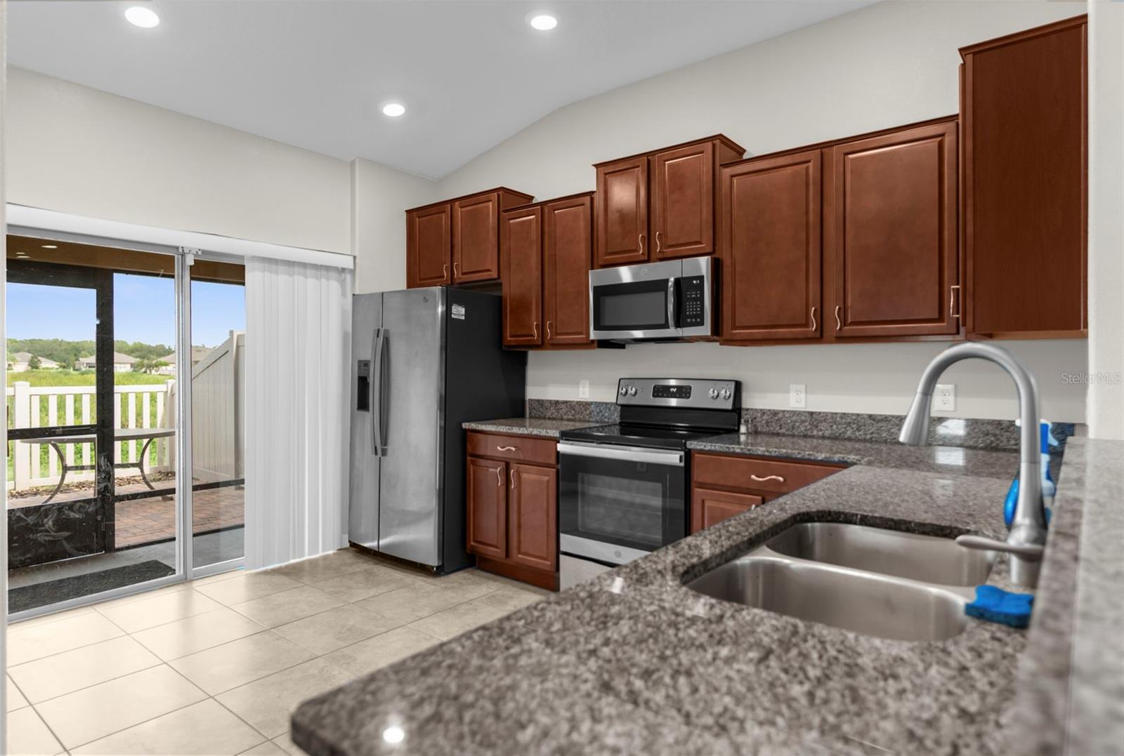 13243 CREST LAKE DR, HUDSON, FL, 34669