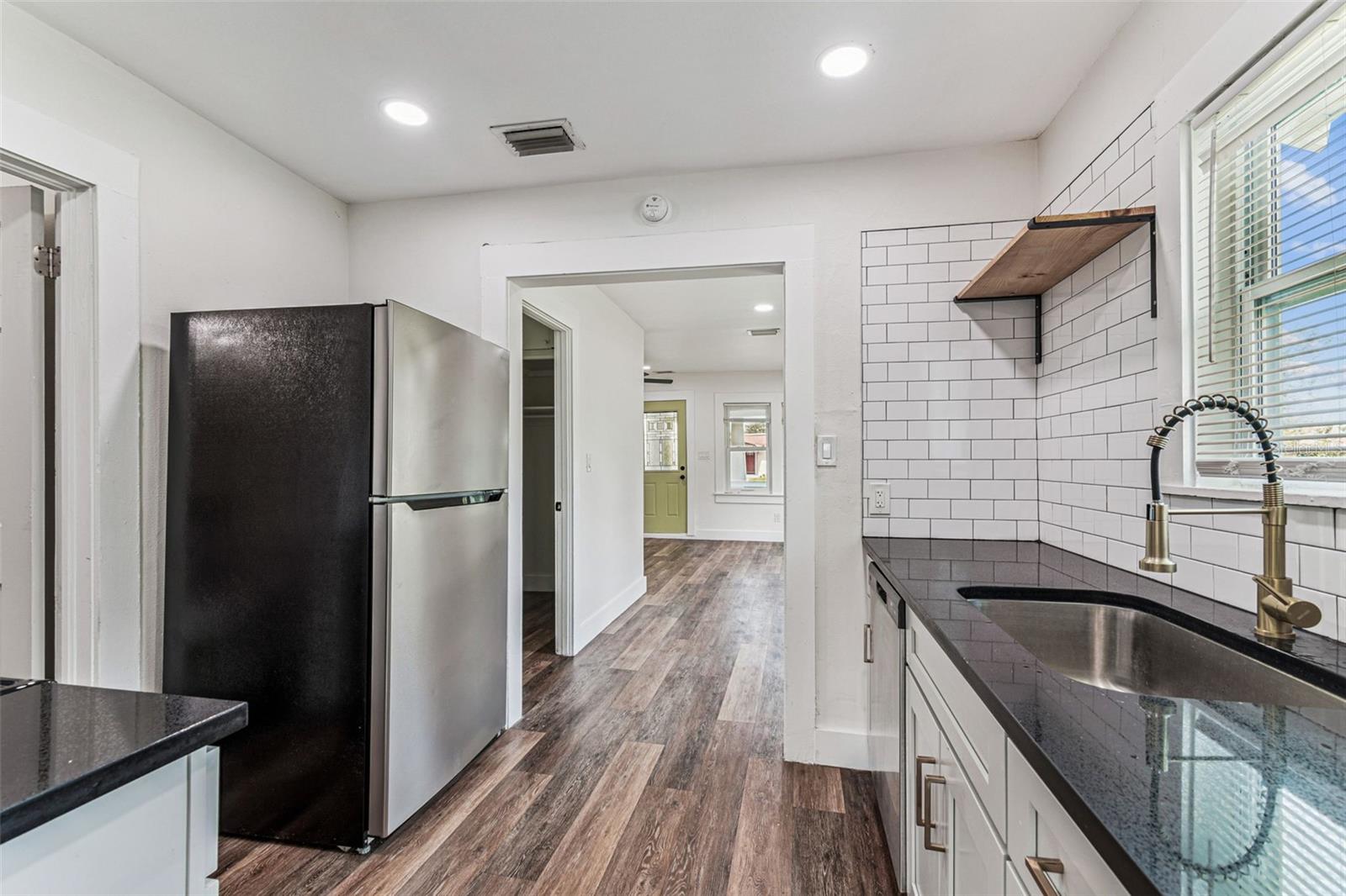 4424 S 1ST AVE S, ST PETERSBURG, FL, 33711