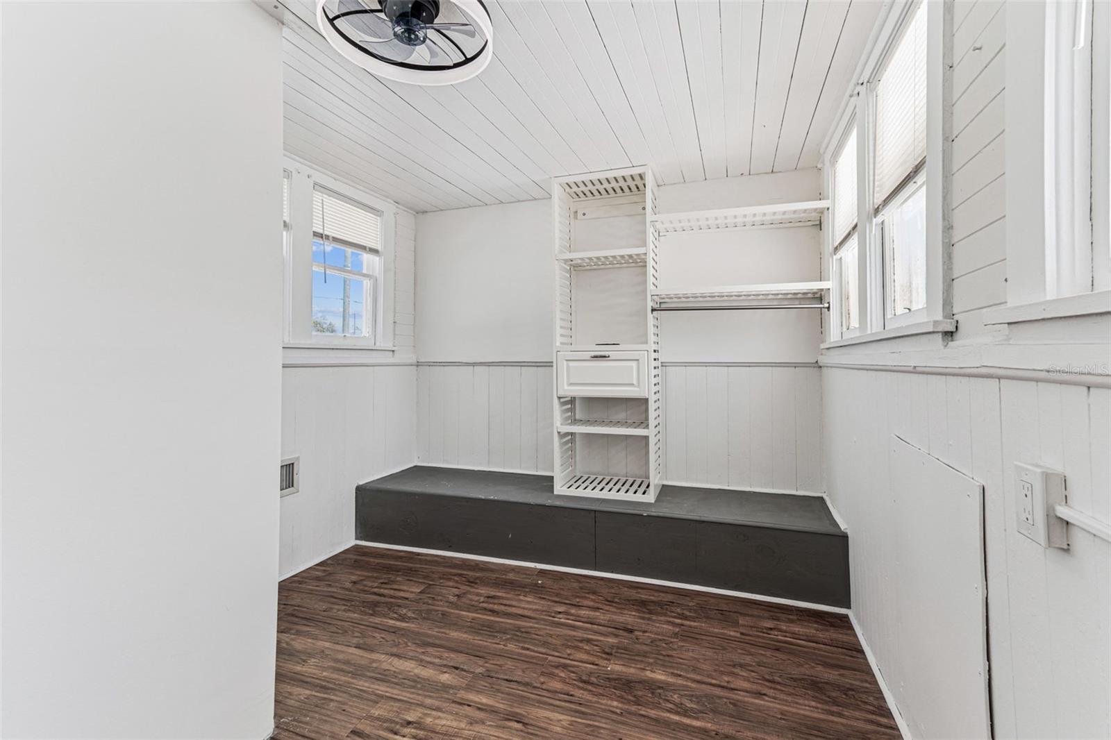 4424 S 1ST AVE S, ST PETERSBURG, FL, 33711