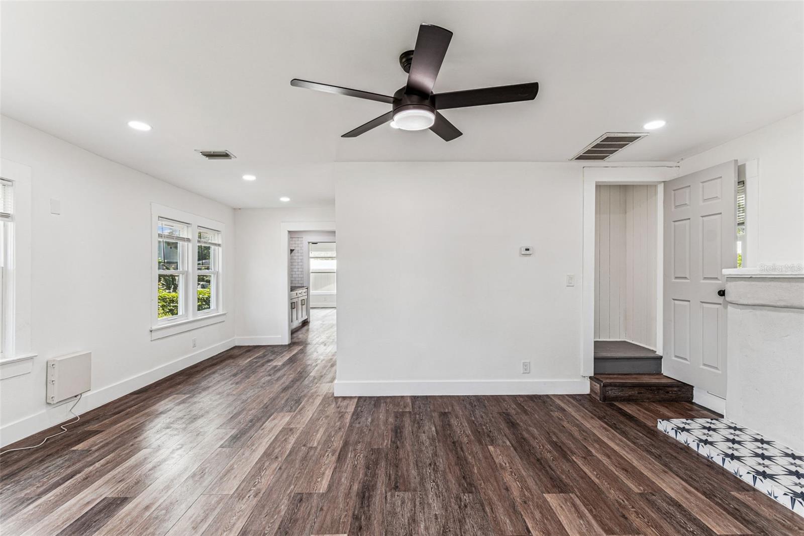 4424 S 1ST AVE S, ST PETERSBURG, FL, 33711