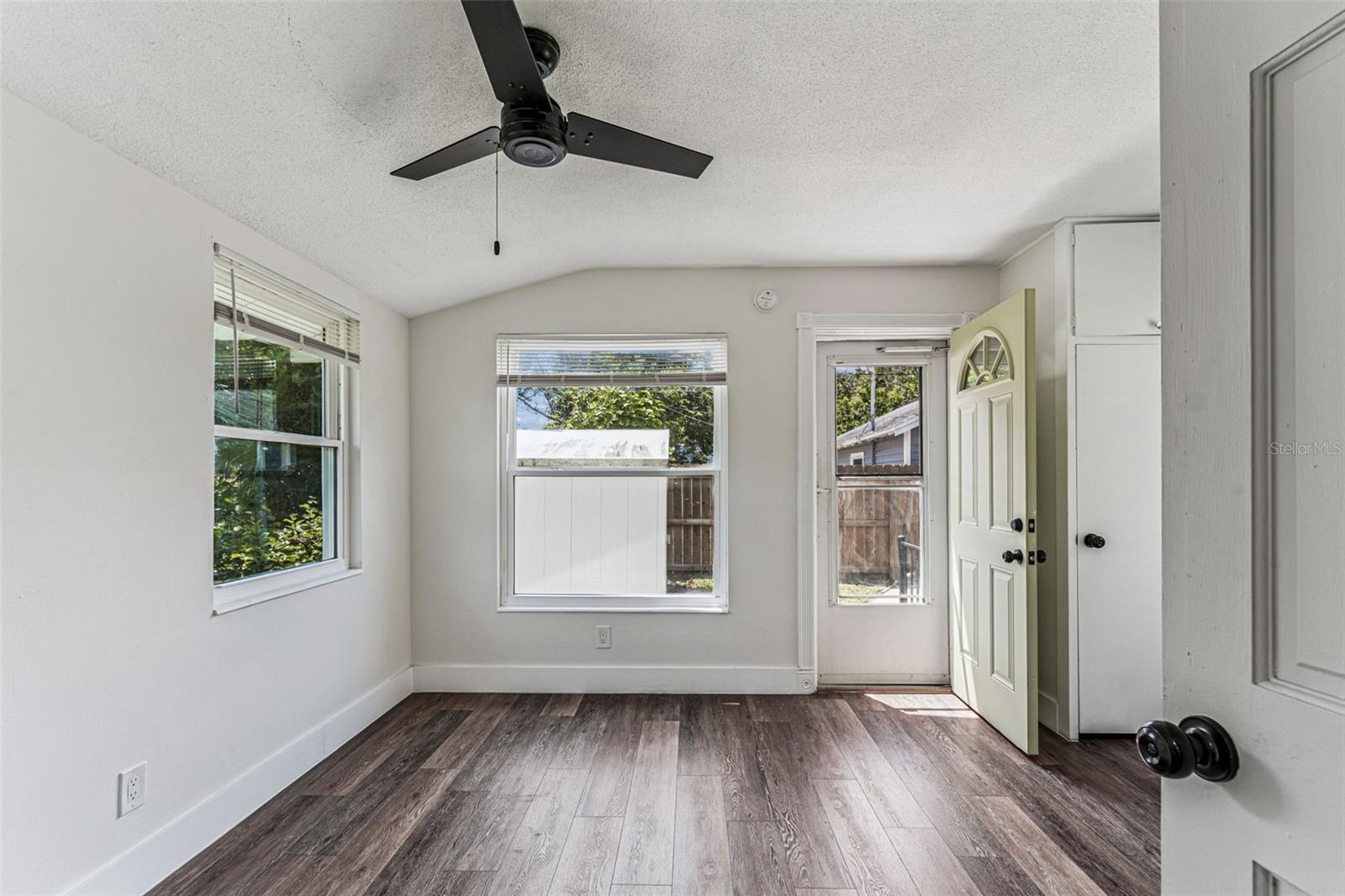 4424 S 1ST AVE S, ST PETERSBURG, FL, 33711