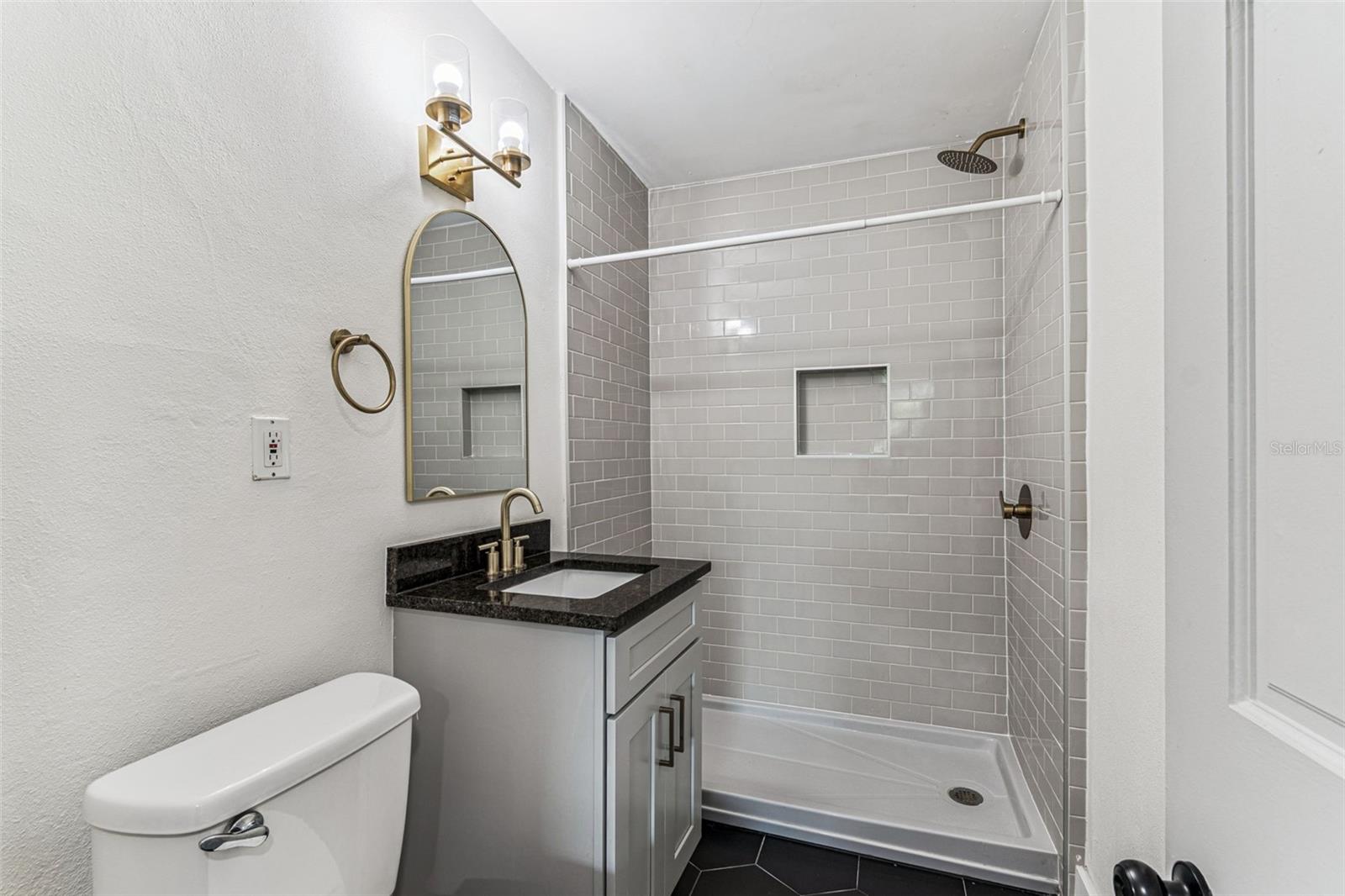 4424 S 1ST AVE S, ST PETERSBURG, FL, 33711