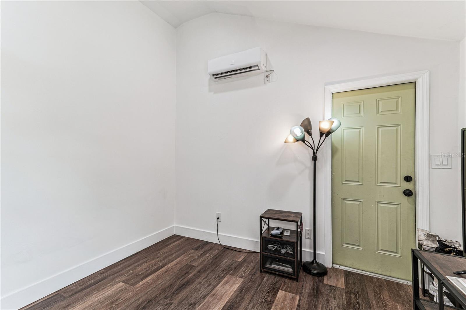 4424 S 1ST AVE S, ST PETERSBURG, FL, 33711