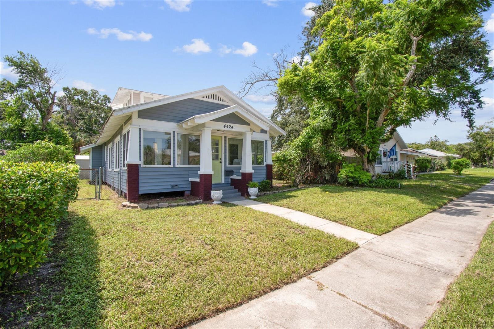 4424 S 1ST AVE S, ST PETERSBURG, FL, 33711