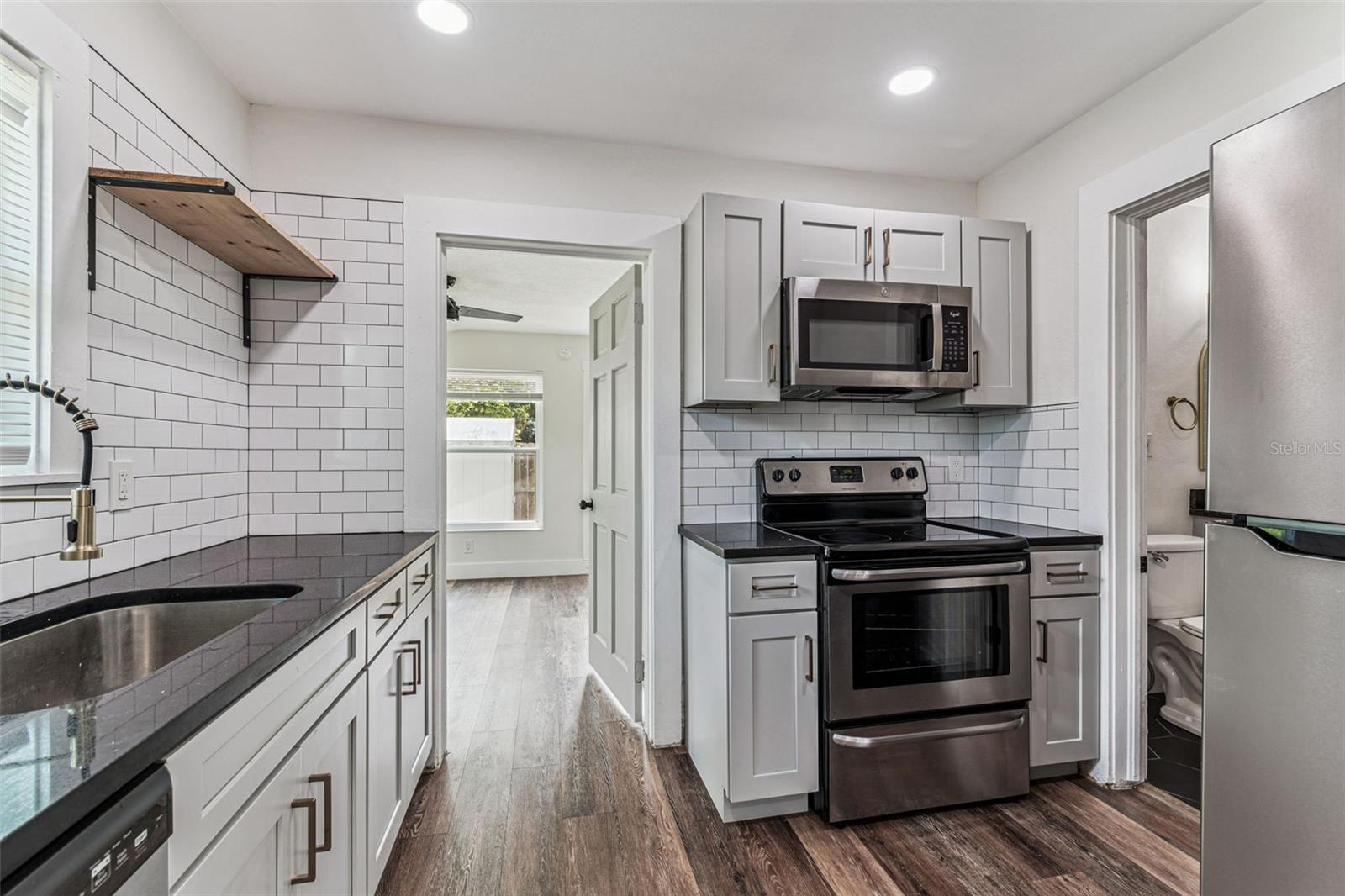 4424 S 1ST AVE S, ST PETERSBURG, FL, 33711