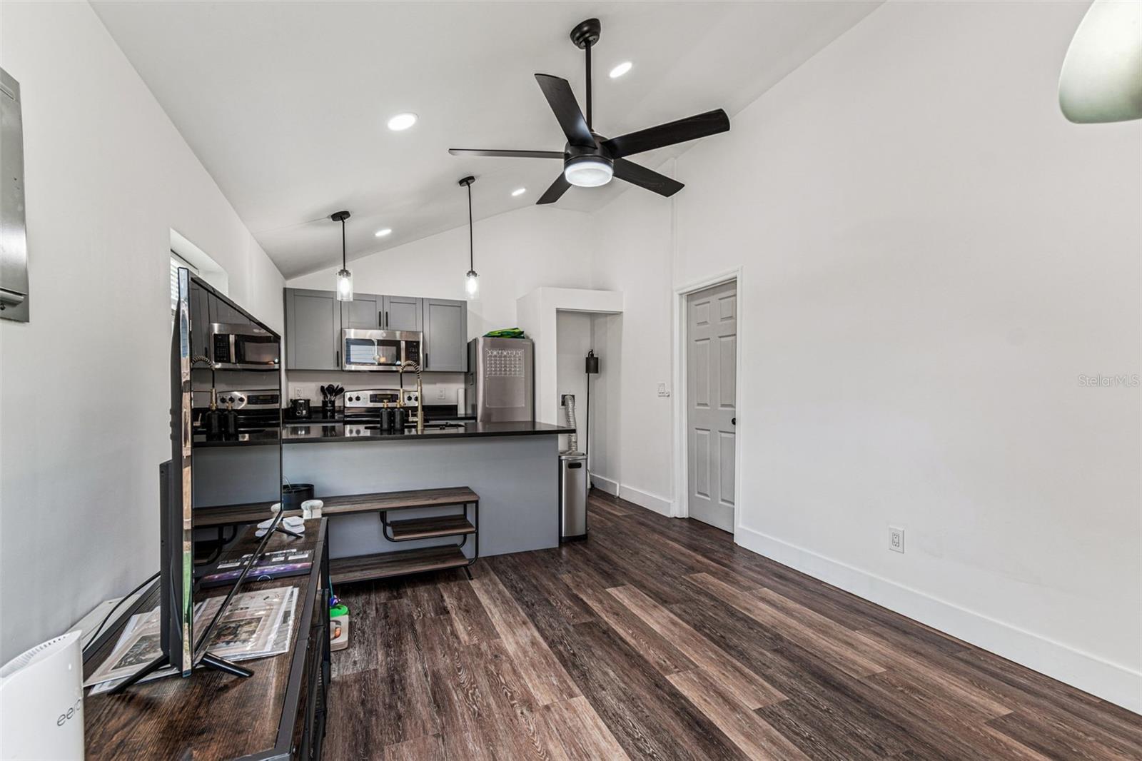 4424 S 1ST AVE S, ST PETERSBURG, FL, 33711