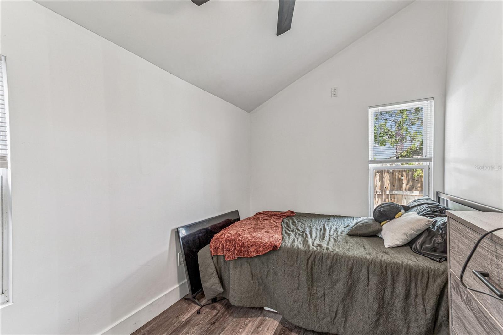 4424 S 1ST AVE S, ST PETERSBURG, FL, 33711