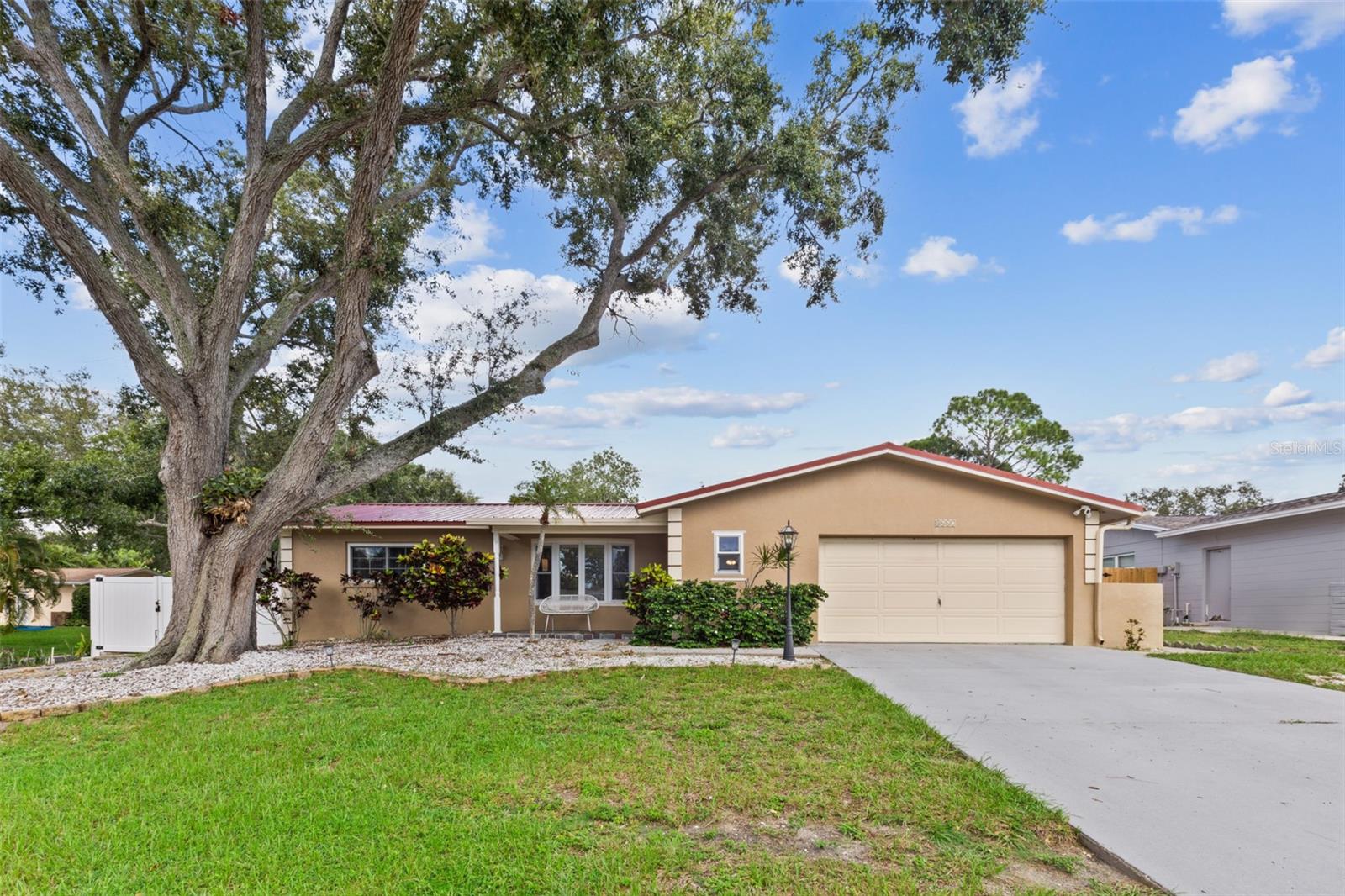 8667 139TH ST, SEMINOLE, FL, 33776