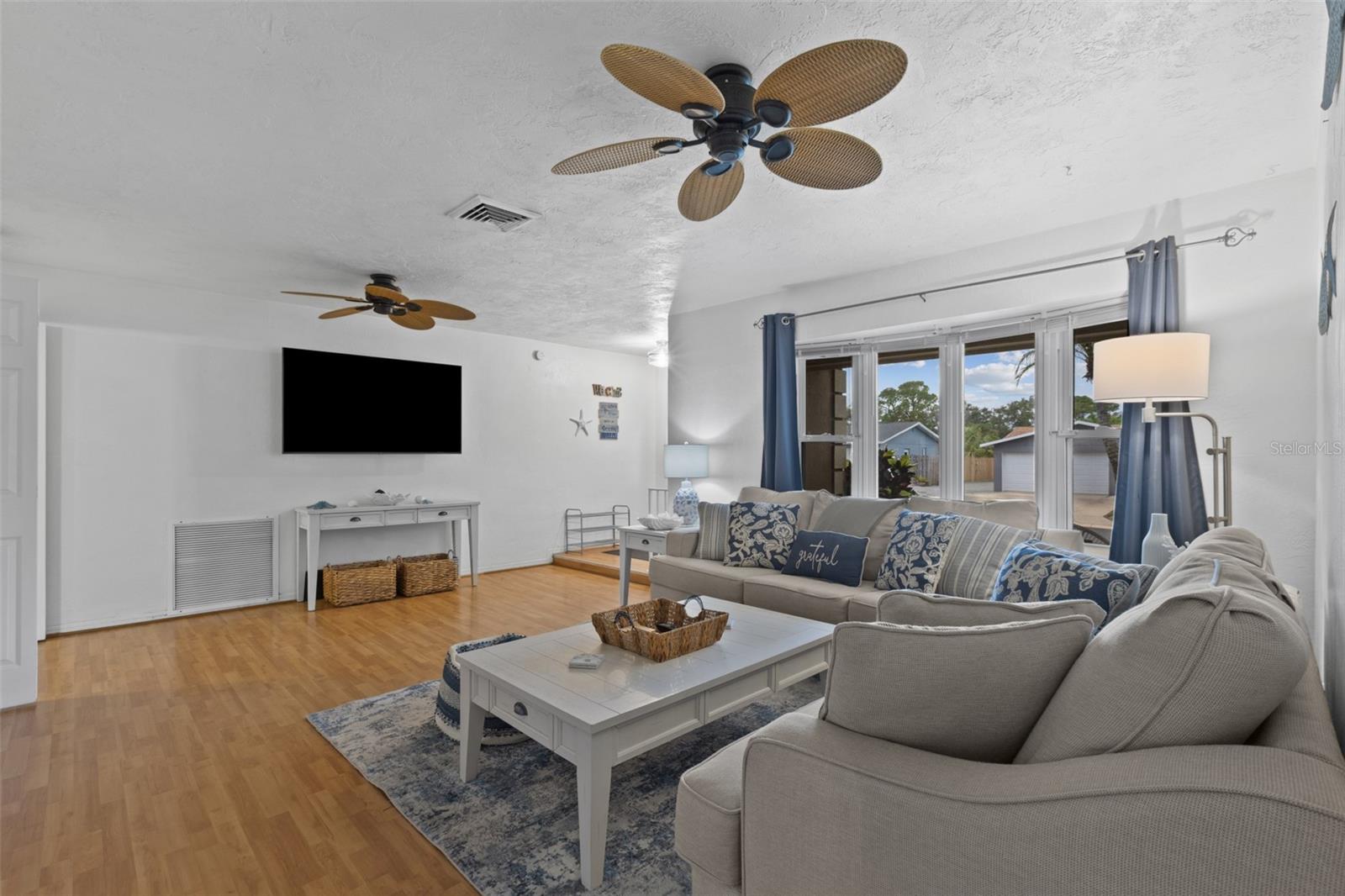 8667 139TH ST, SEMINOLE, FL, 33776