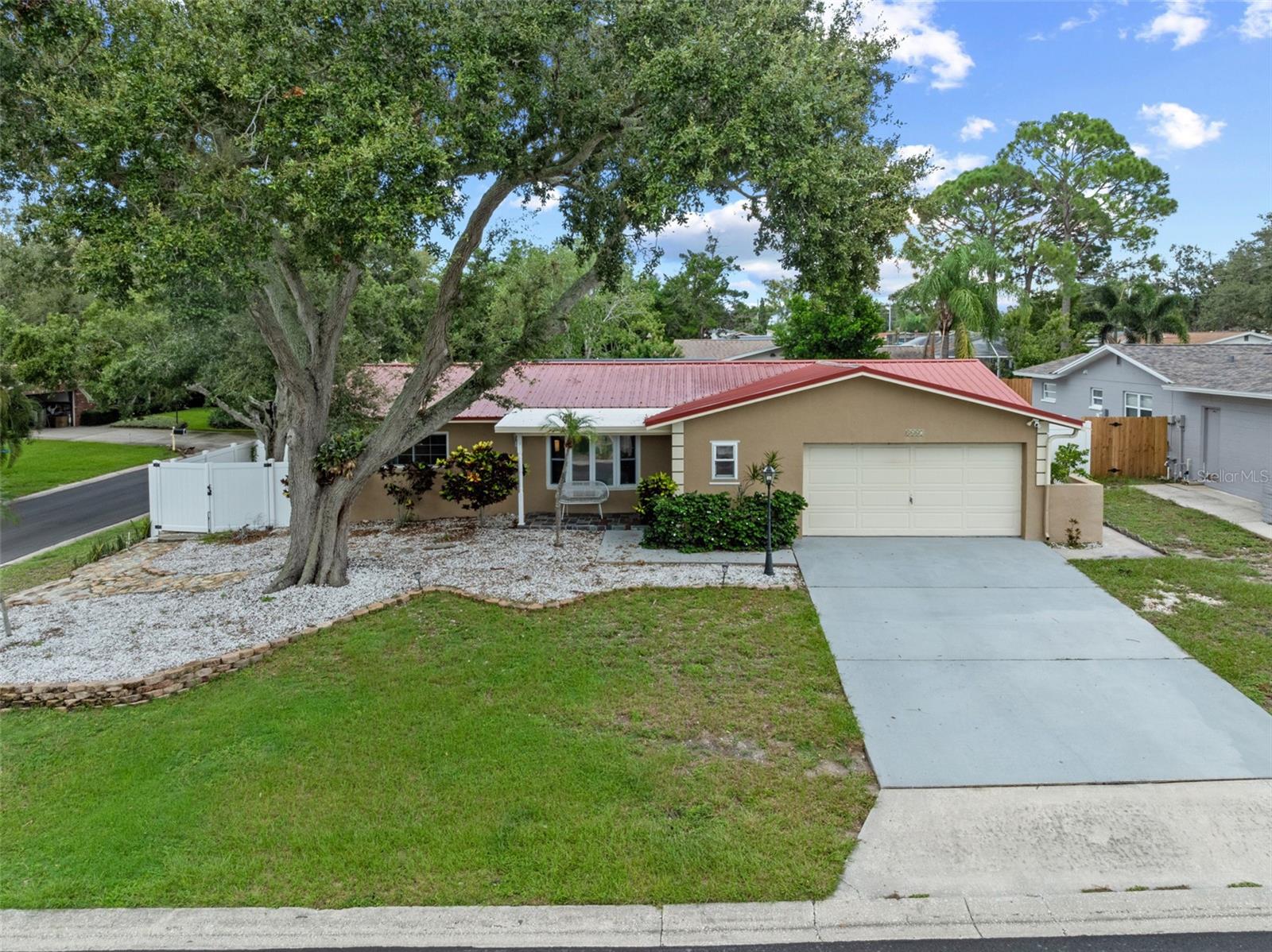 8667 139TH ST, SEMINOLE, FL, 33776