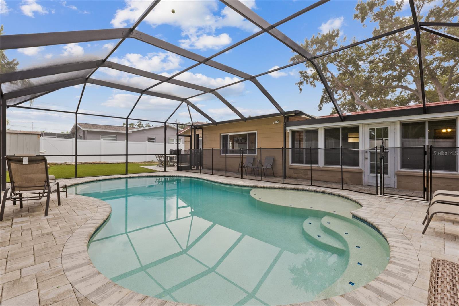 8667 139TH ST, SEMINOLE, FL, 33776