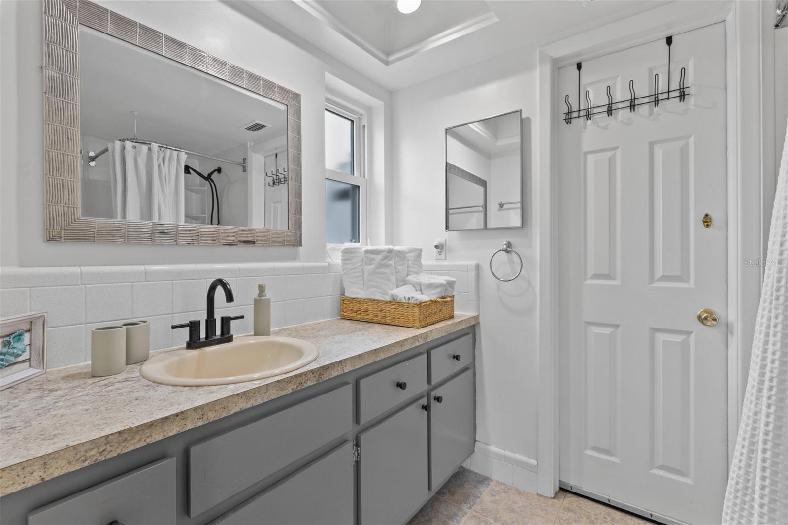 8667 139TH ST, SEMINOLE, FL, 33776